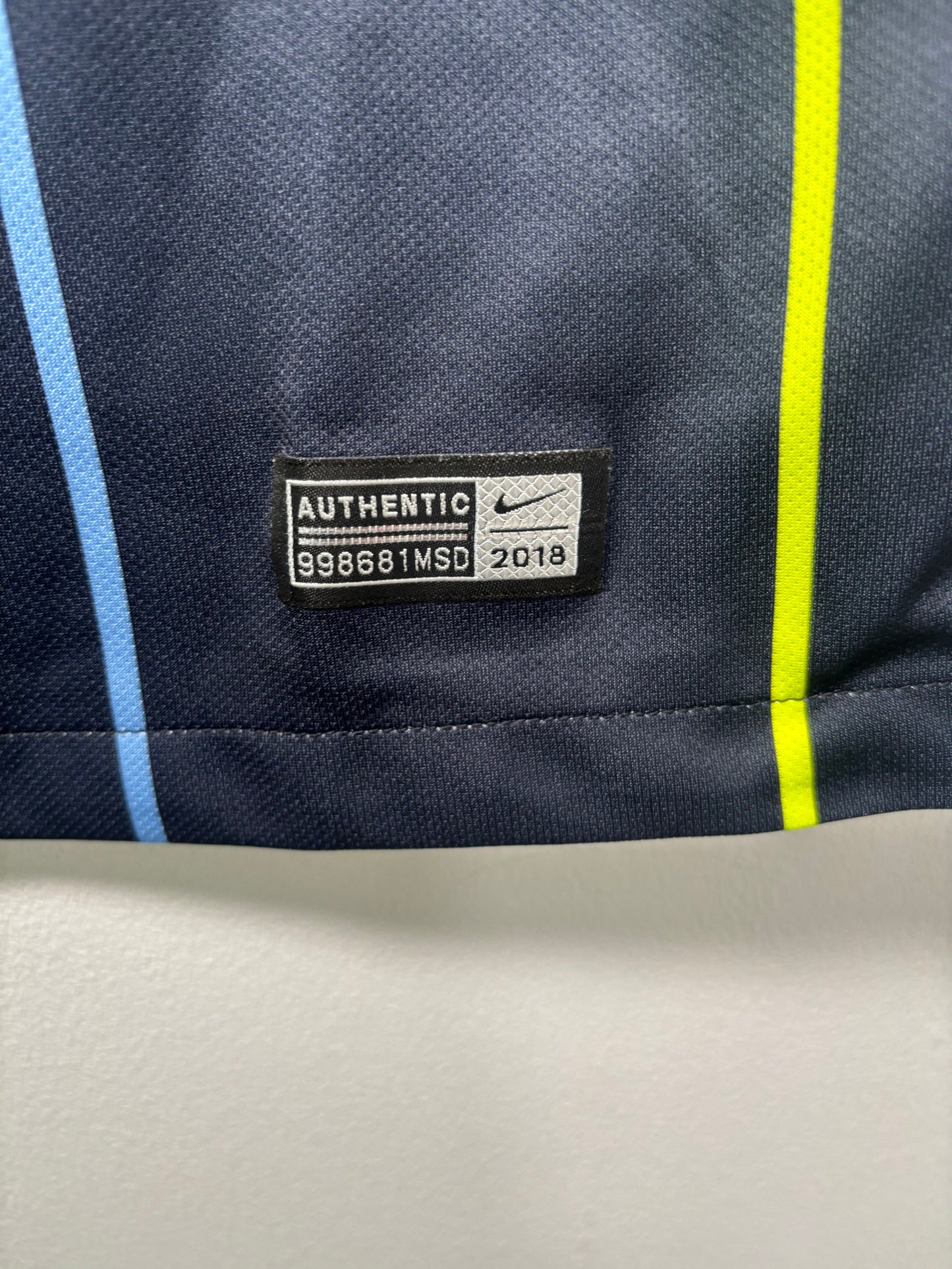 Manchester City Away Shirt 2018/19 (S)