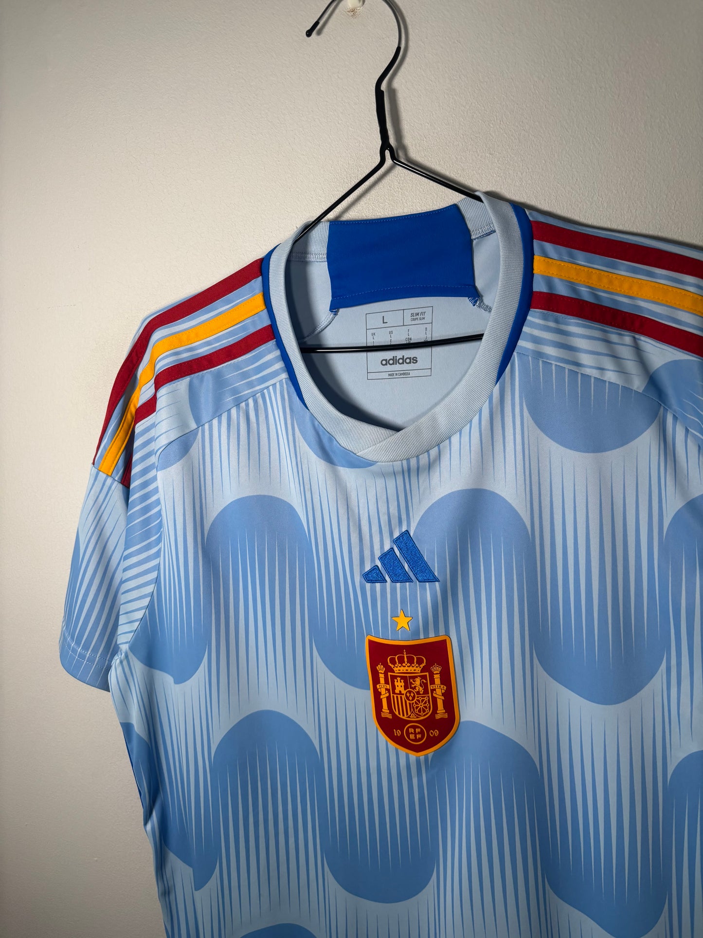 Spain Away Shirt 2022 (L)
