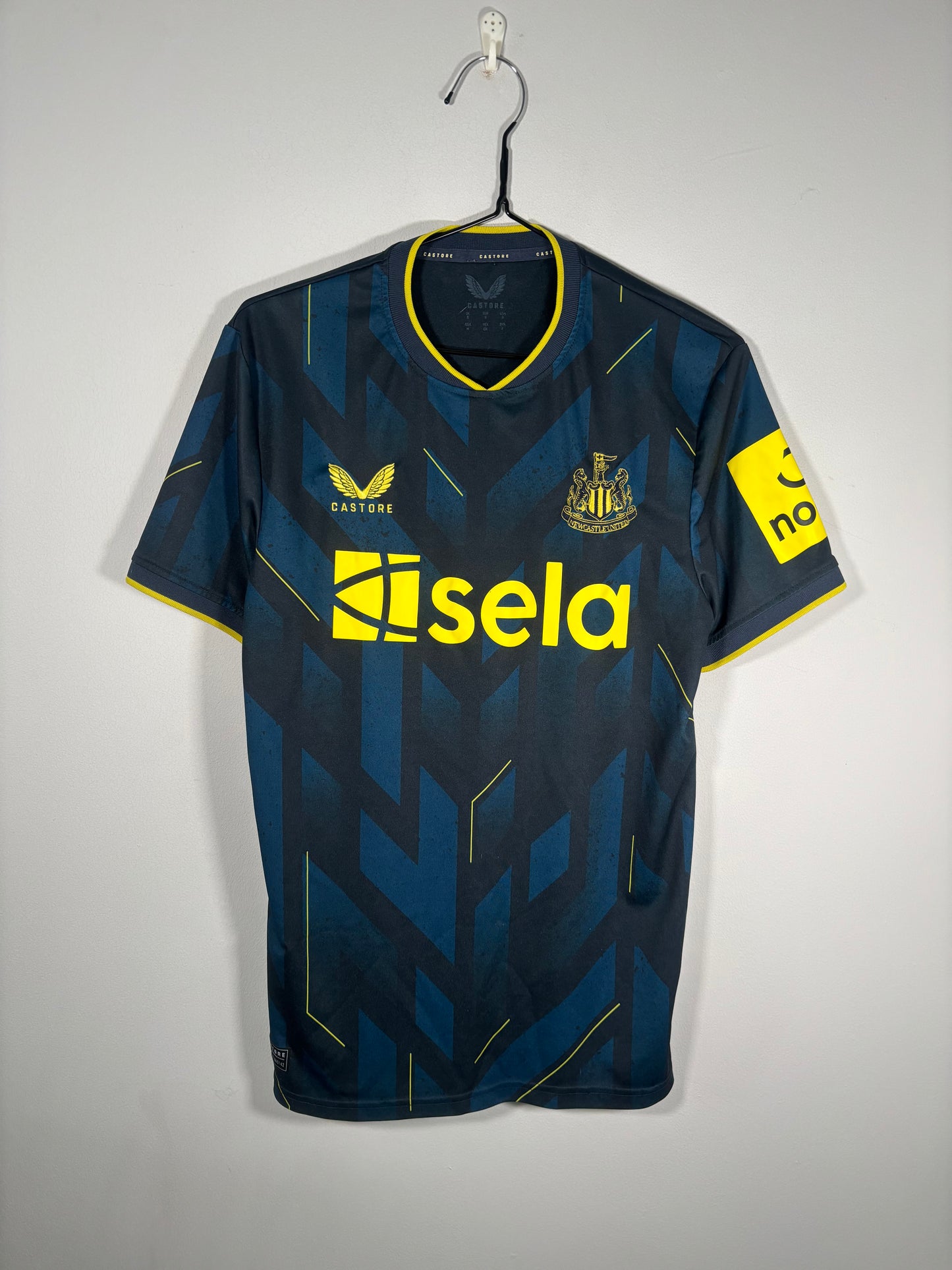 Newcastle United Third Shirt 2023/24 (S)