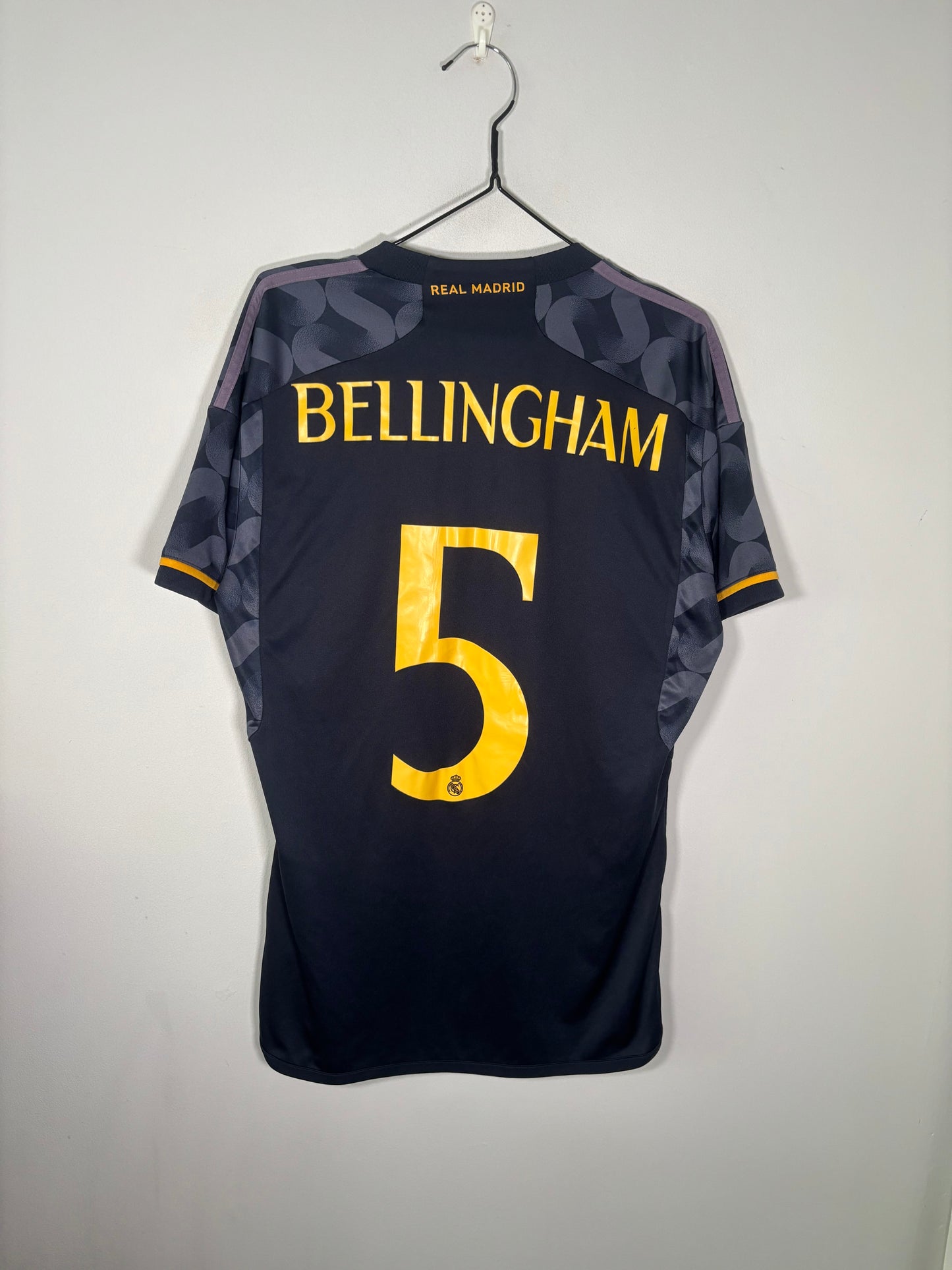 Real Madrid Away Shirt 2023/24 Bellingham (M)