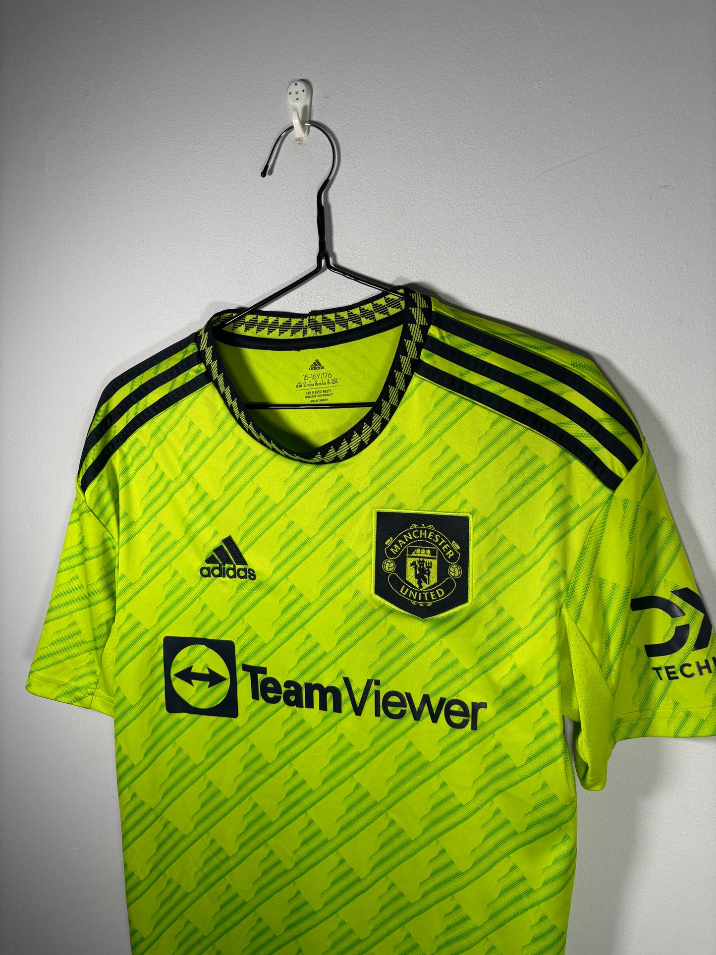 Manchester United Third Shirt 2022/23 Malacia (XLB)