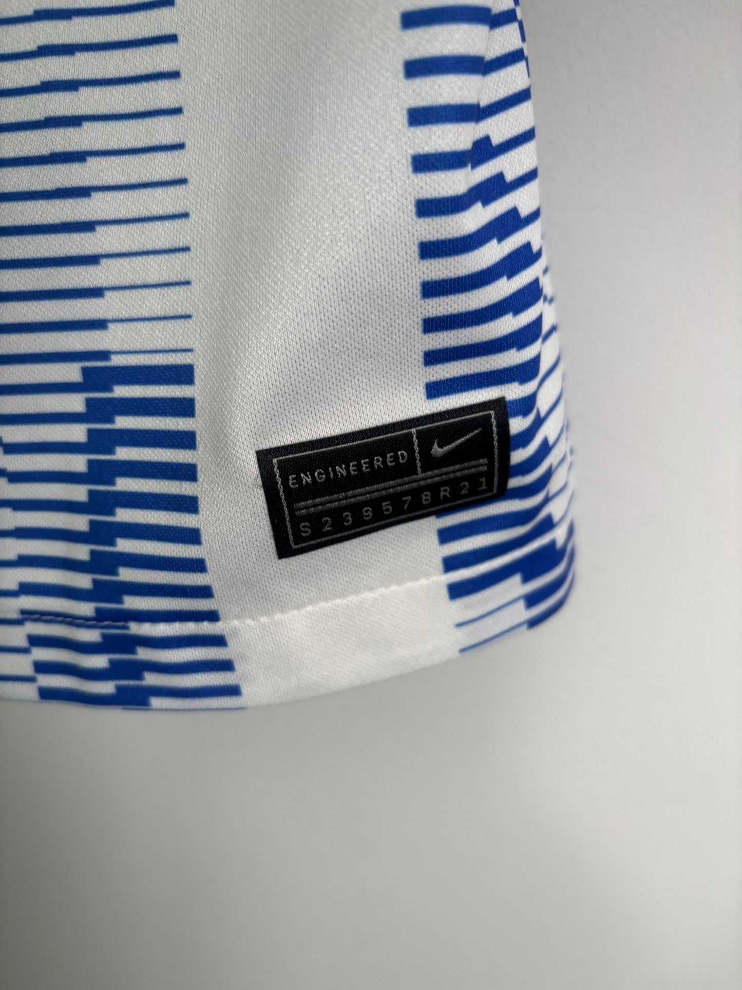 Hertha Berlin Home Shirt 2021/22 (L)