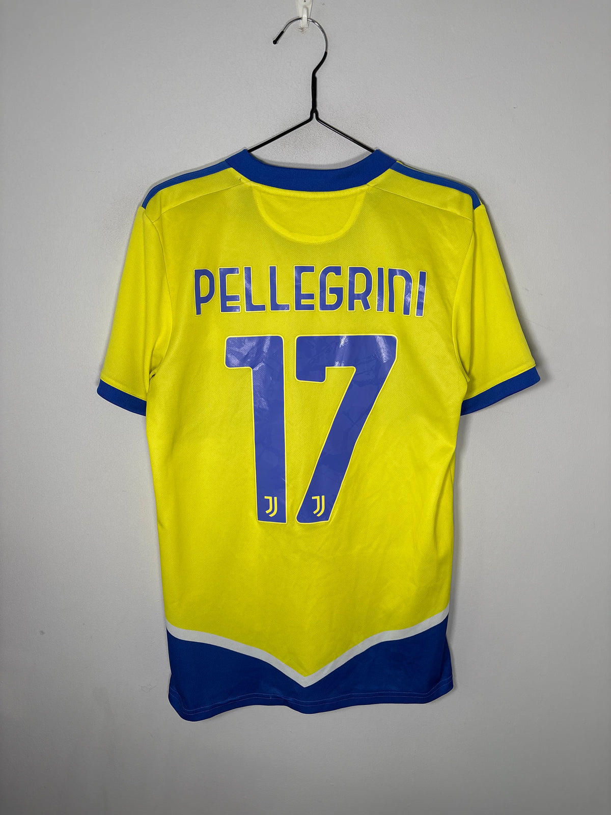 Juventus Third Shirt 2021/22 Pellegrini (S)