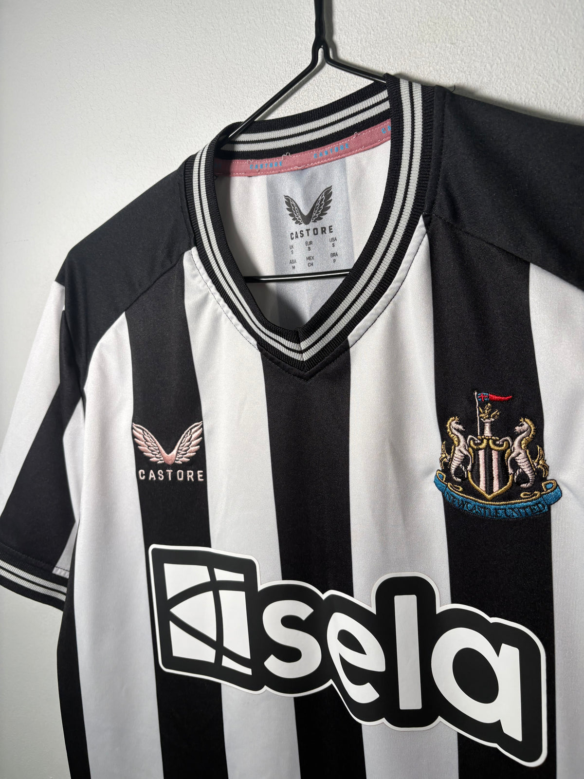 Newcastle United Authentisches Heimtrikot 2023/24 Trippier (S)
