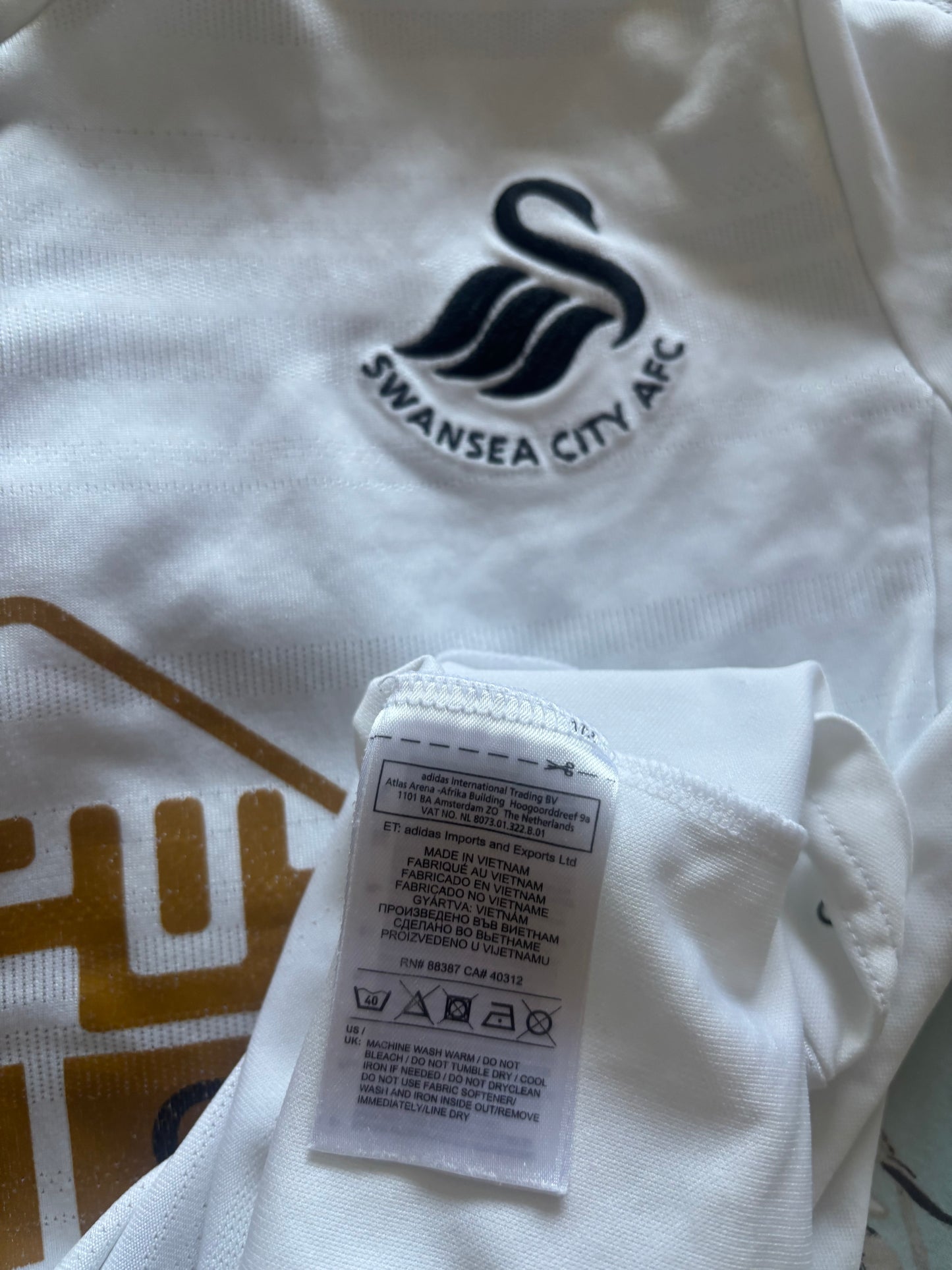 Swansea City Home Shirt 2014/15 Montero (S)