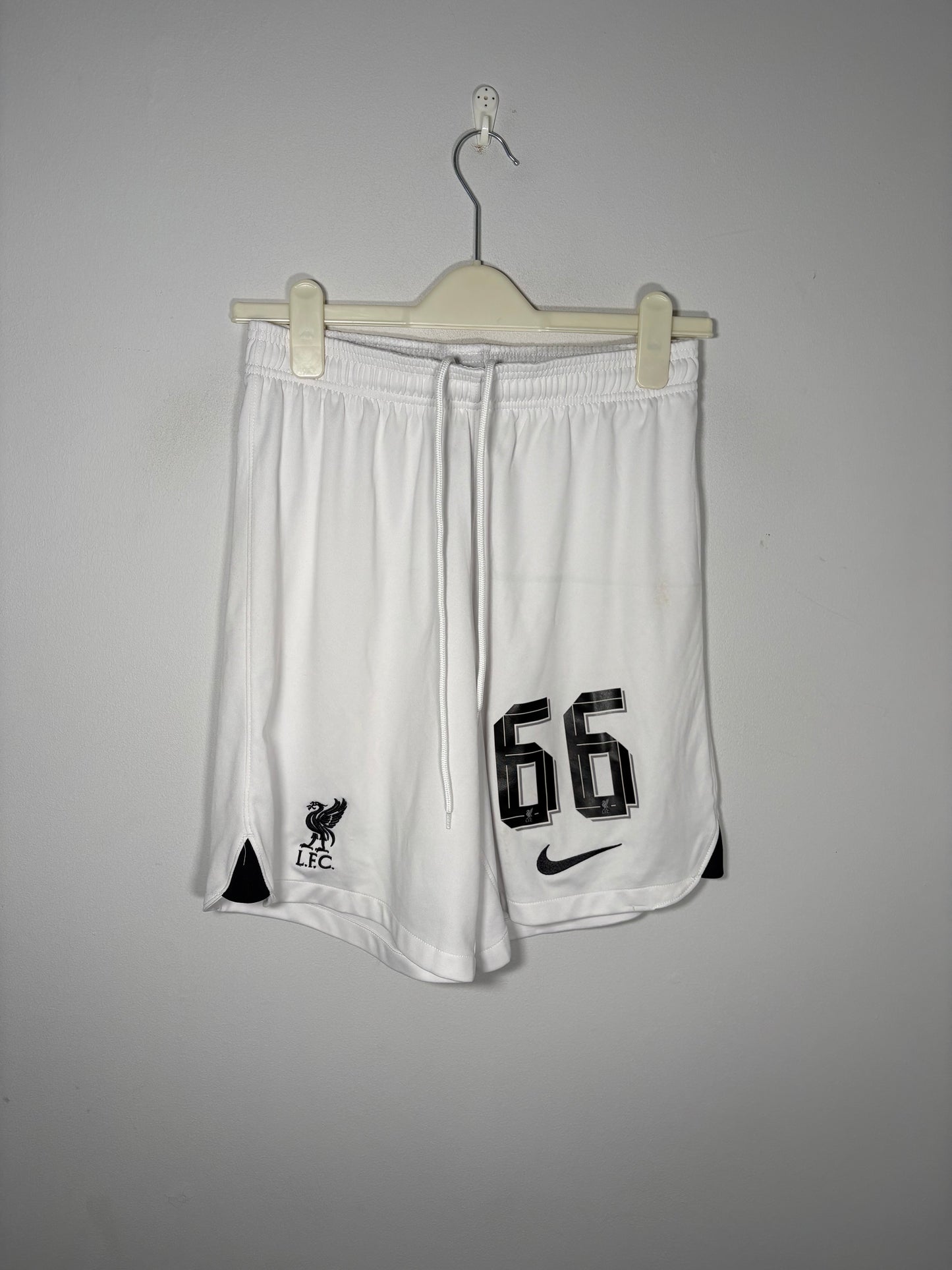 Liverpool Away Shorts 2022/23 Trent Alexander Arnold (M)