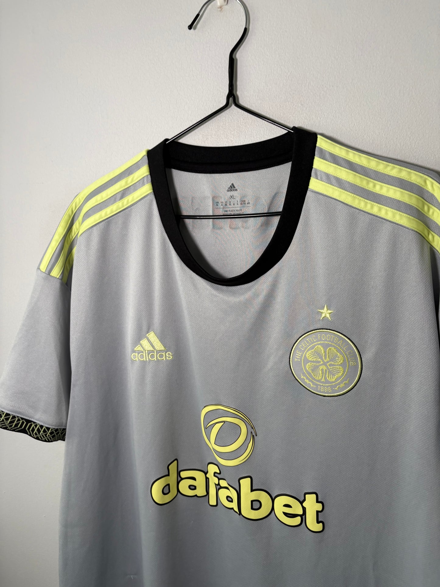 Celtic Third Shirt 2022/23 (XL)