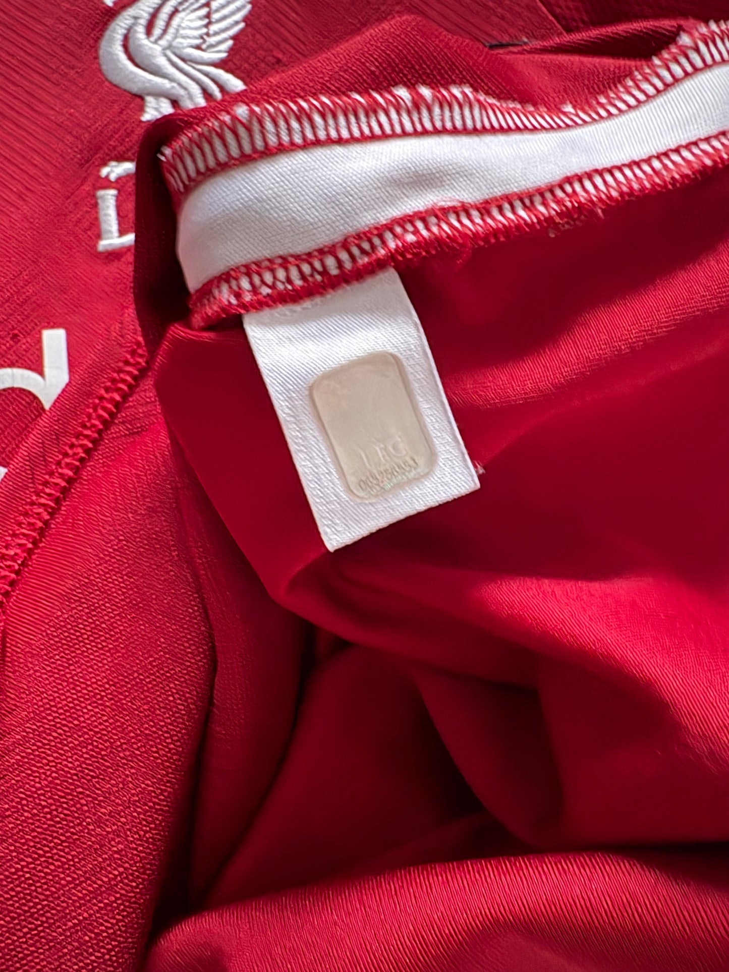 Liverpool Home Shirt 2018/19 (S)