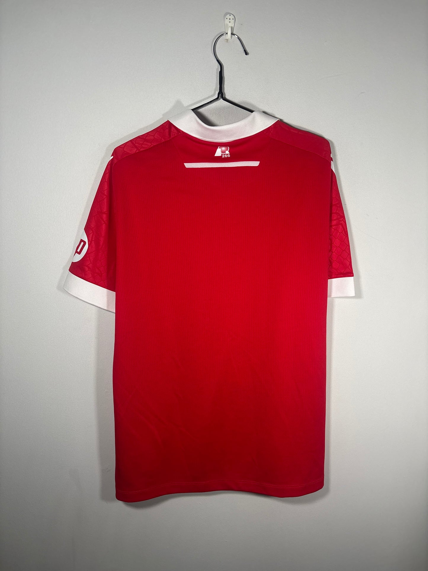 Wrexham Home Shirt 2025/26 (XL)