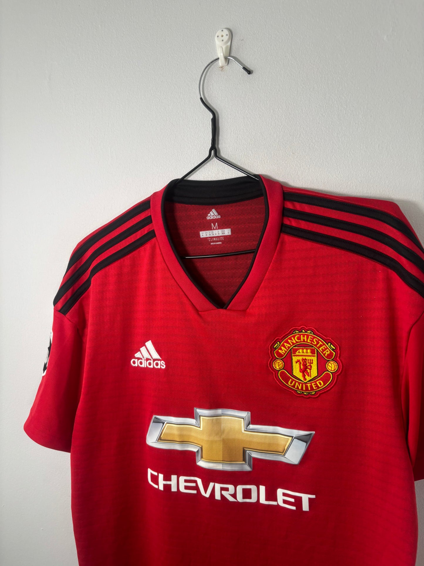Manchester United Home Shirt 2018/19 Lindelof (M)