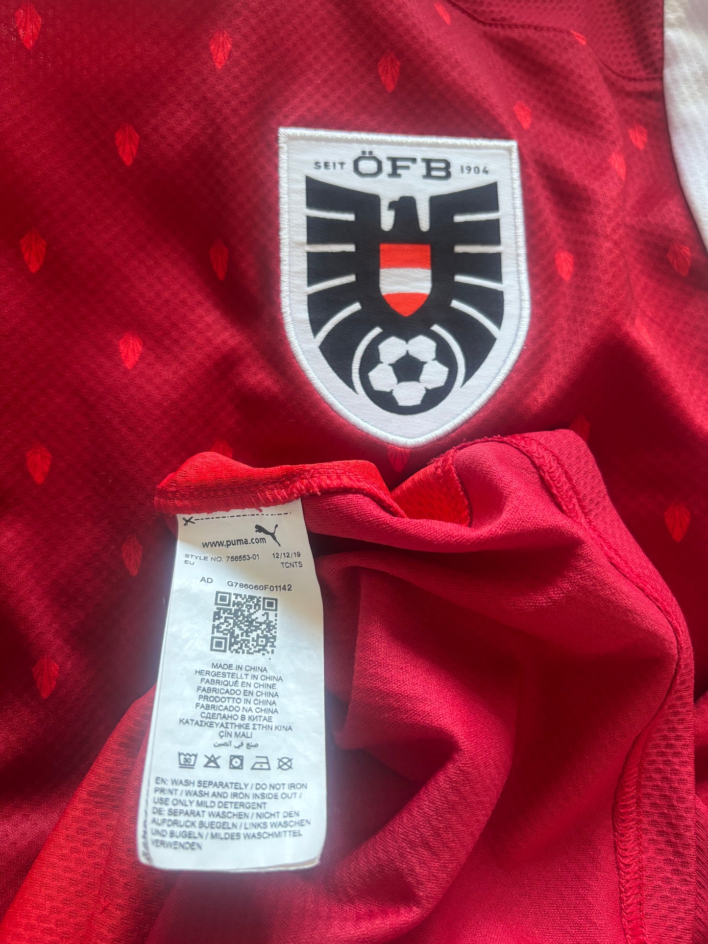 Austria Home Shirt 2020 (L)