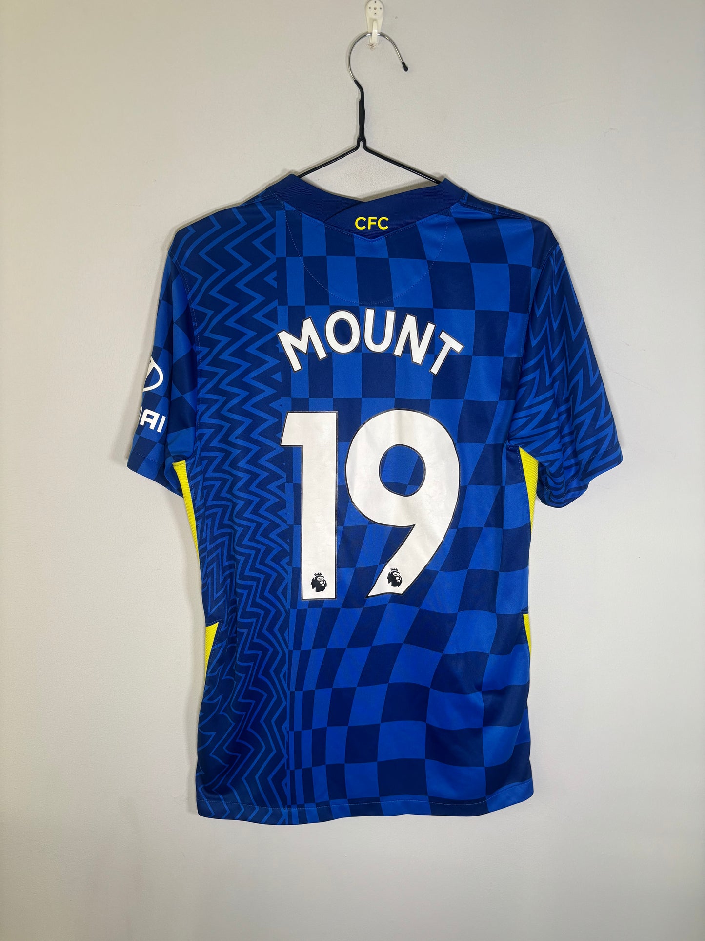 Chelsea Home Shirt 2021/22 Mason Mount (M)