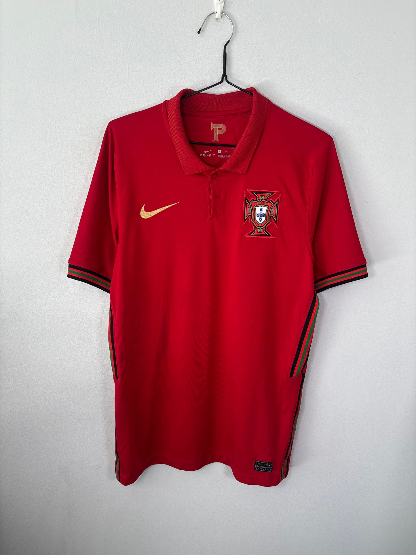 Portugal Home Shirt 2020 Fernandes (M)