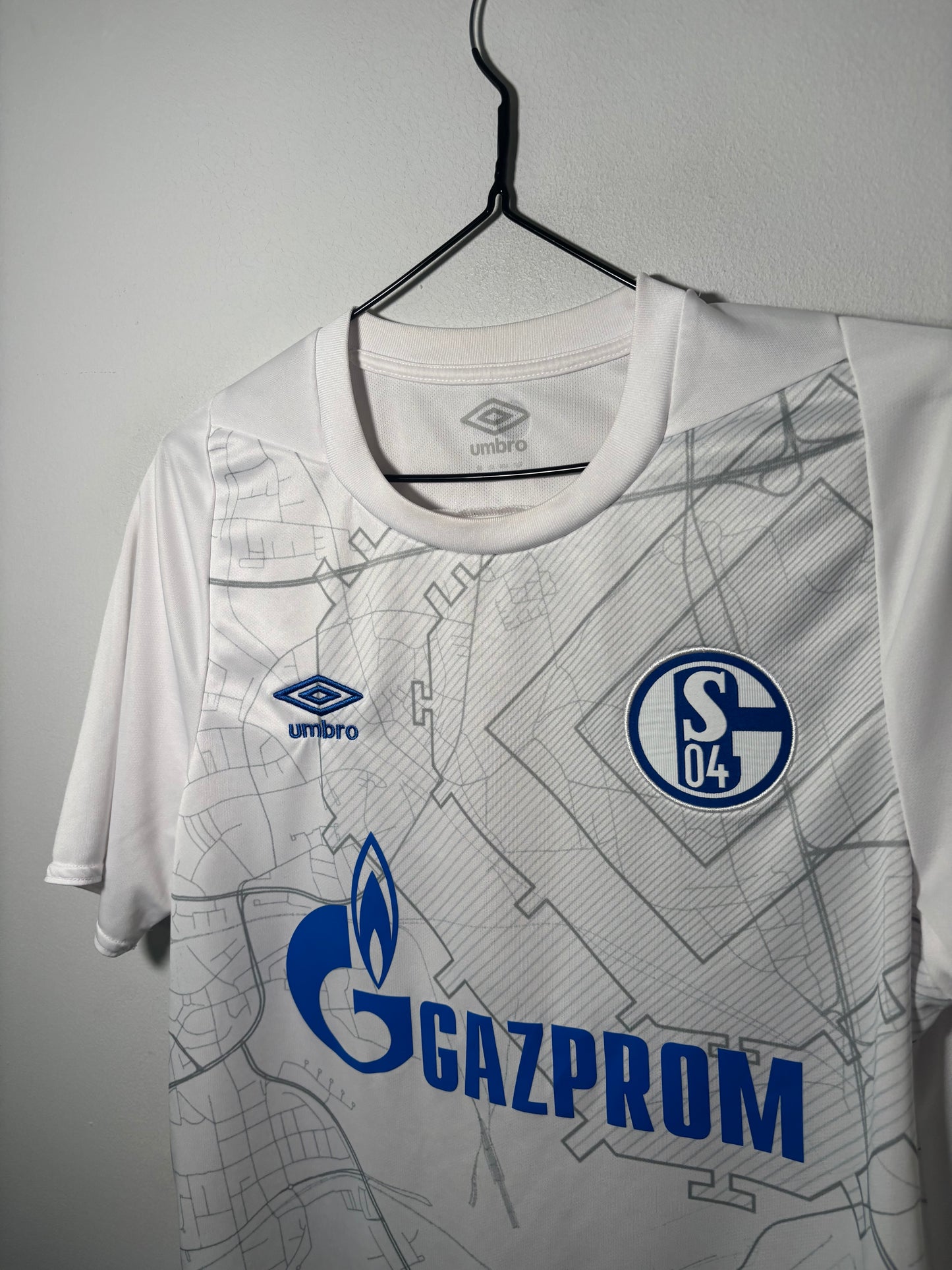Schalke 04 Away Shirt 2020/21 (M)