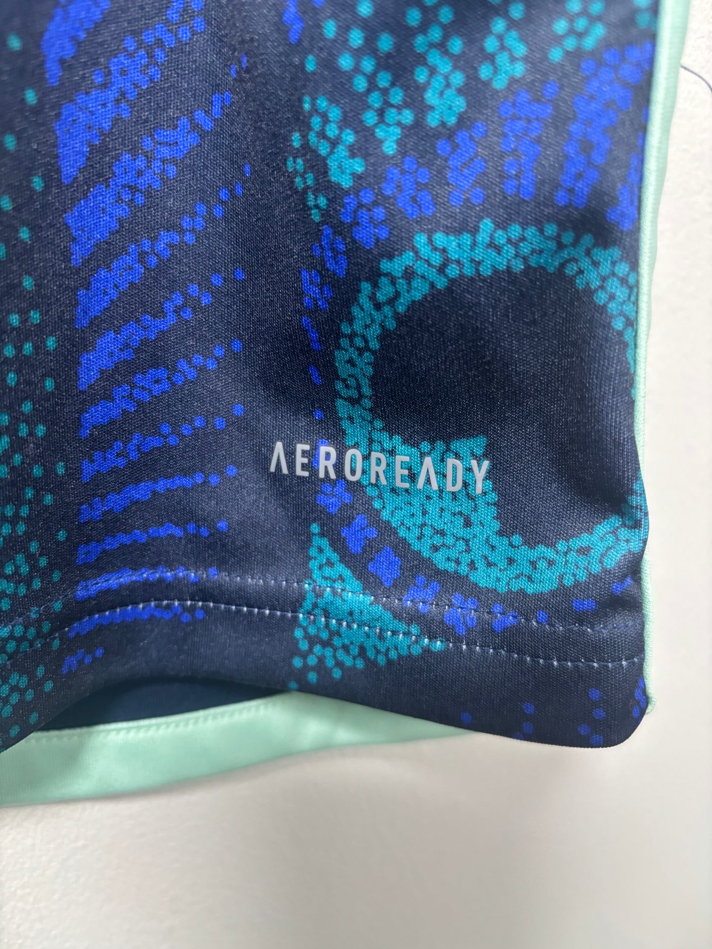 Leeds United Away Shirt 2023/24 (L)