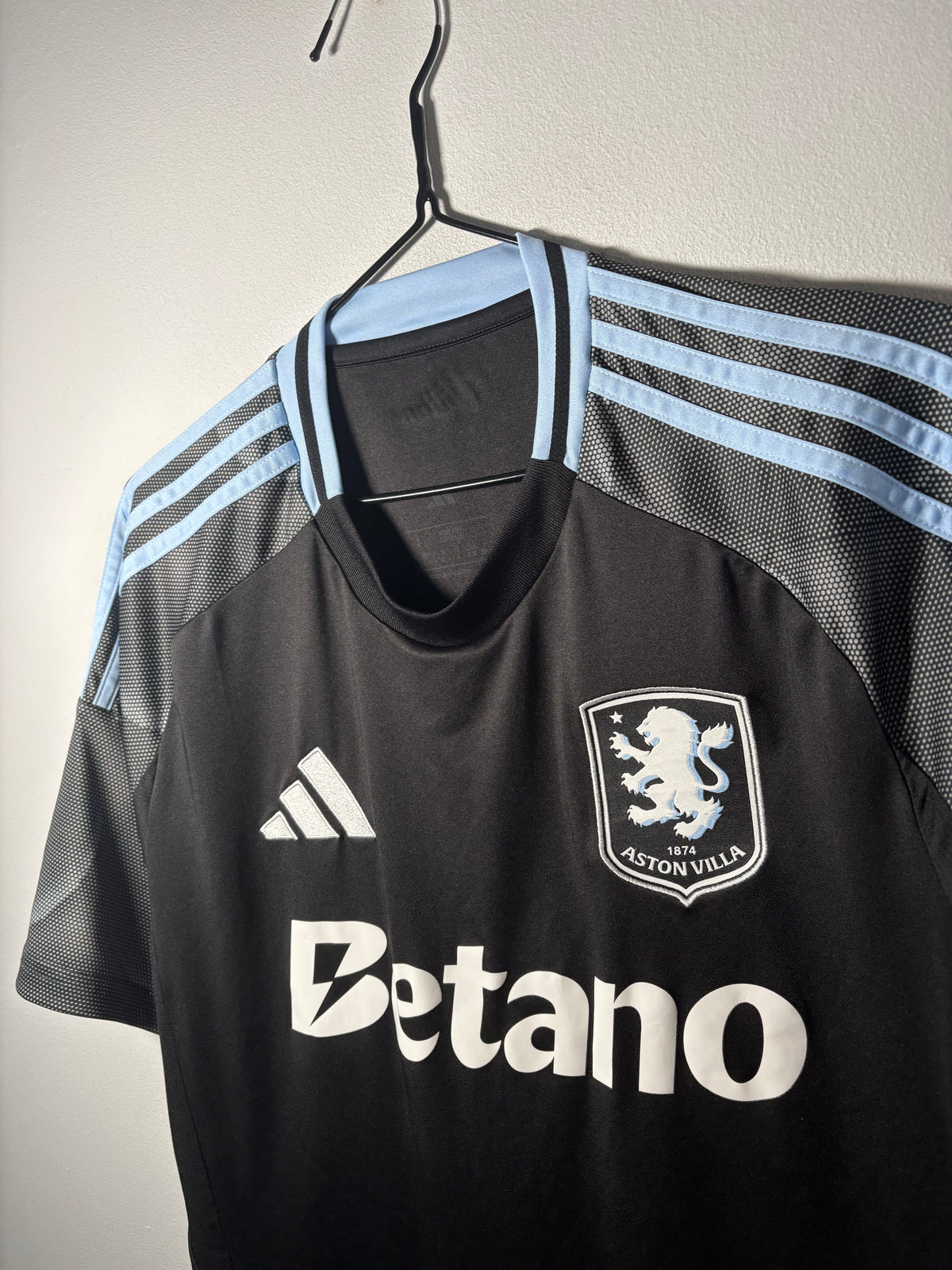 Aston Villa Away Shirt 2025/26 (L)