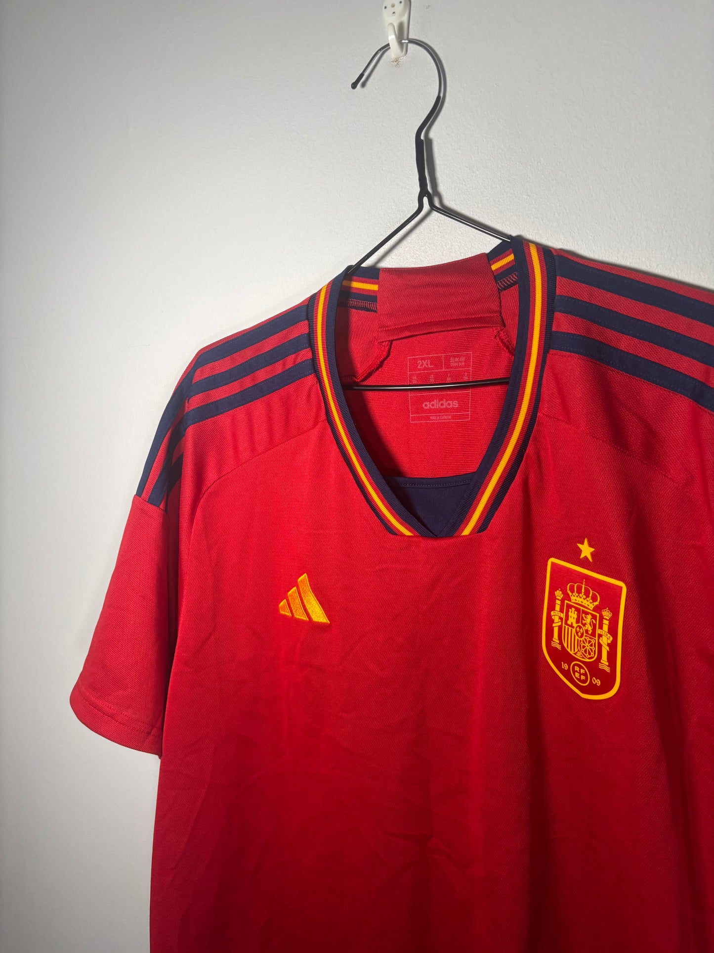 Spain Home Shirt 2022 (XXL)