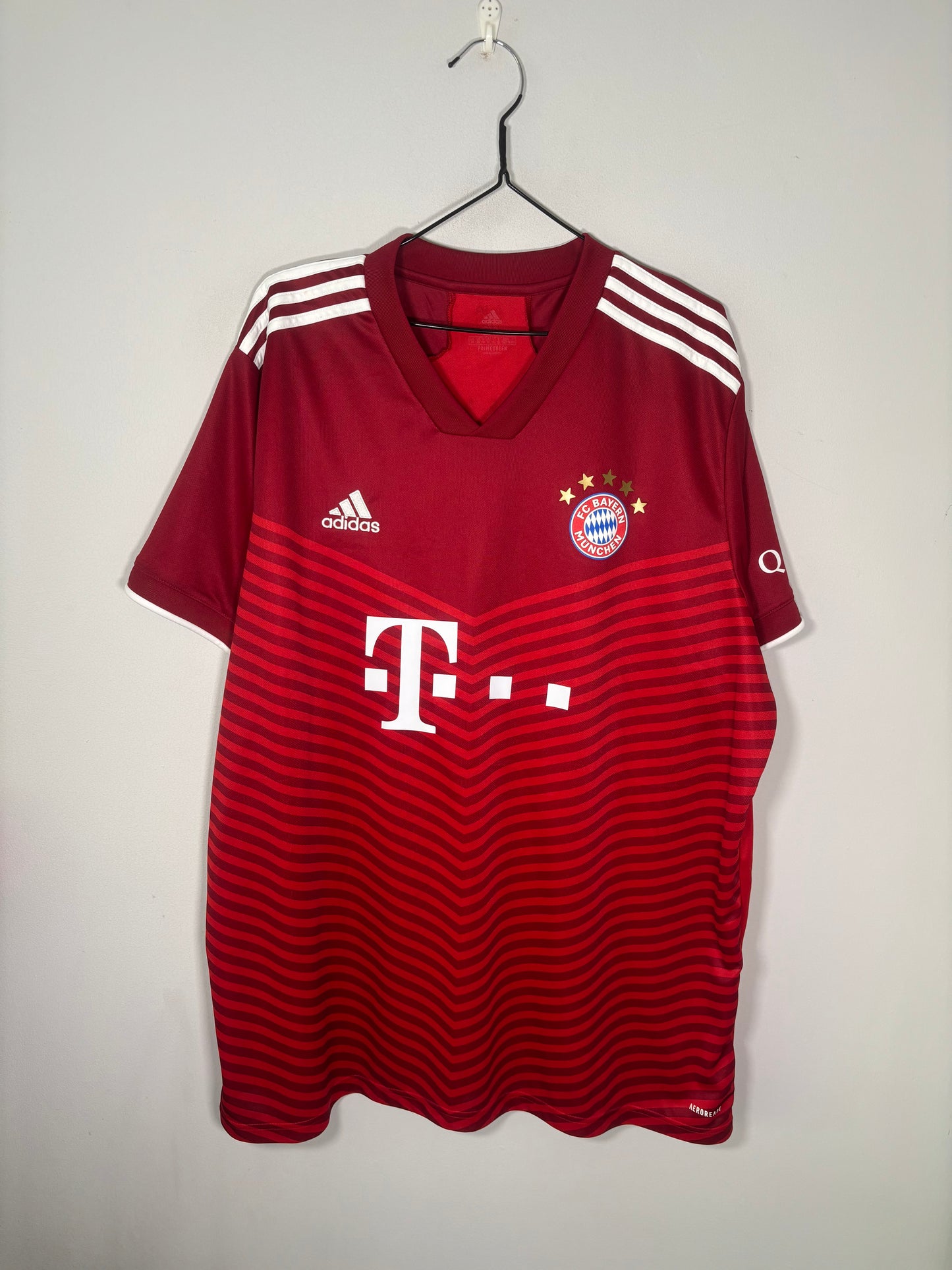 Bayern Munich Home Shirt 2021/22 (XXL)