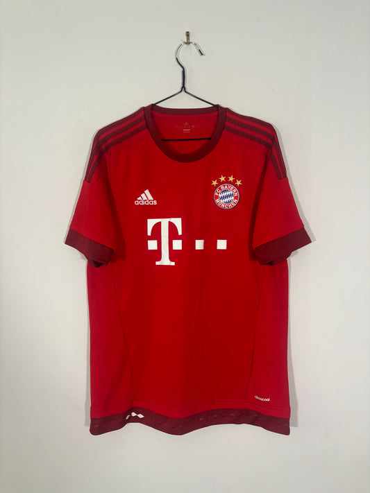 Bayern Munich Home Shirt 2015/16 (L)