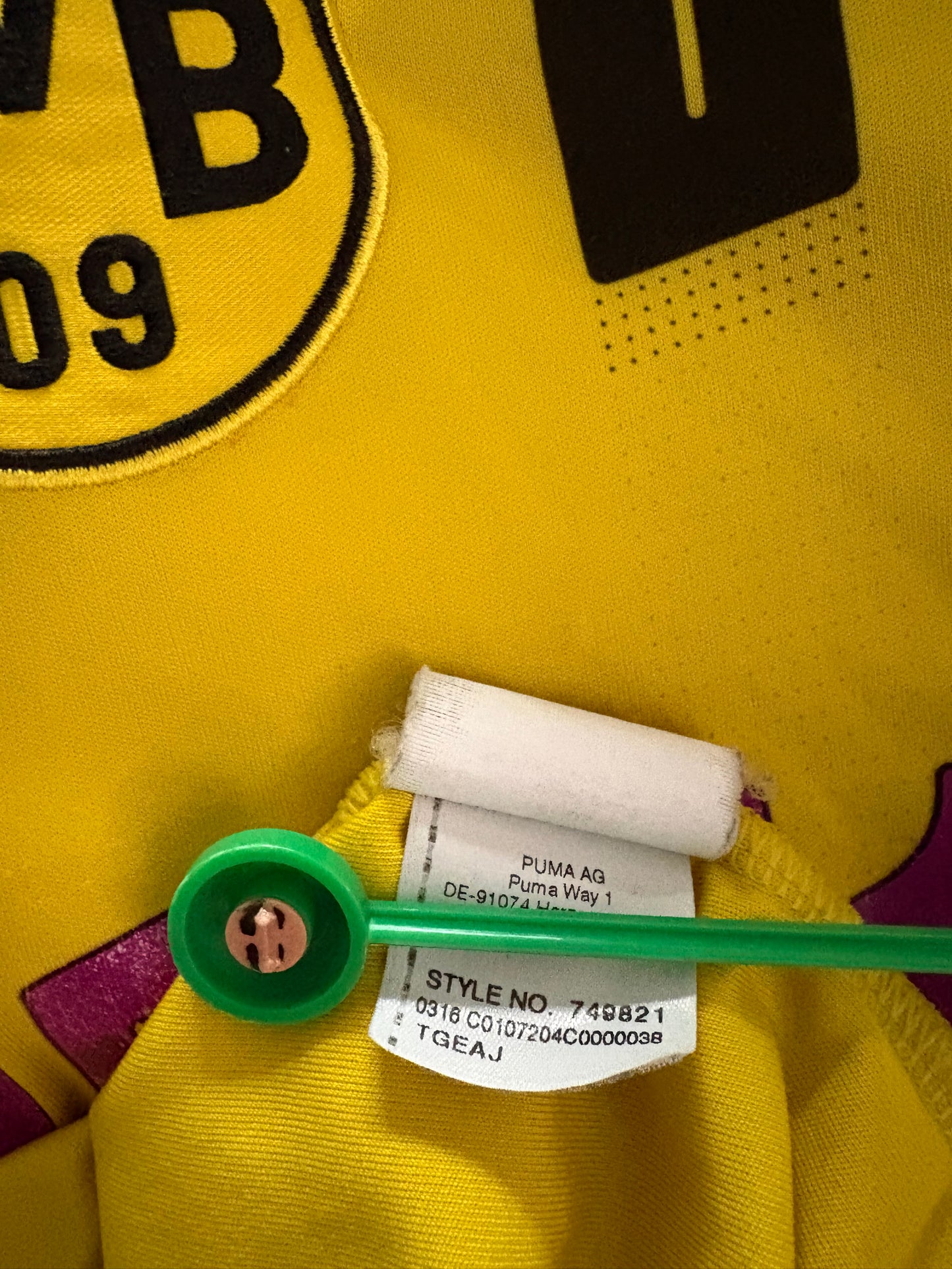 Dortmund Home Shirt 2016/17 Pulisic (L)