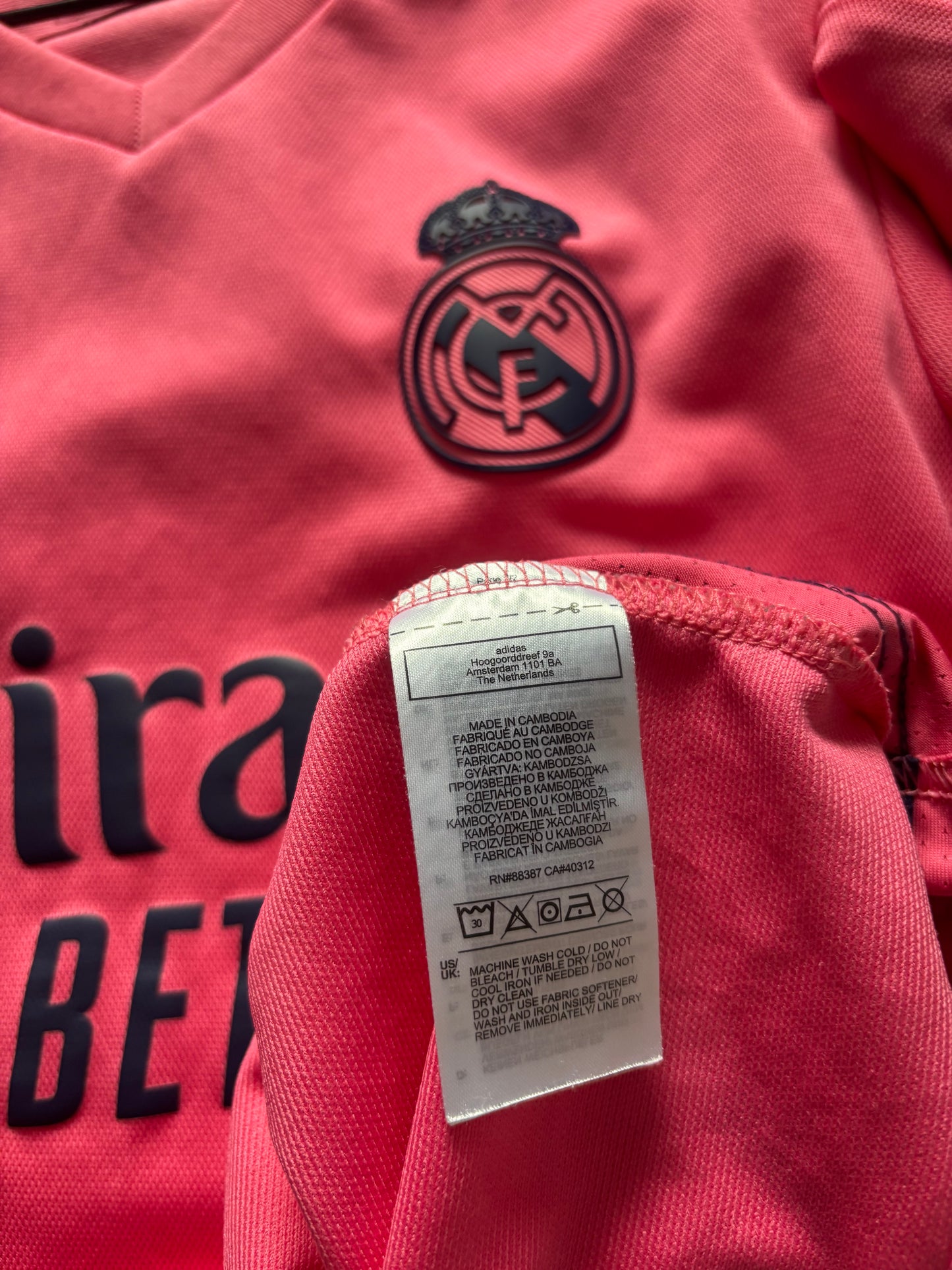 Real Madrid Away Shirt 2020/21 (S)