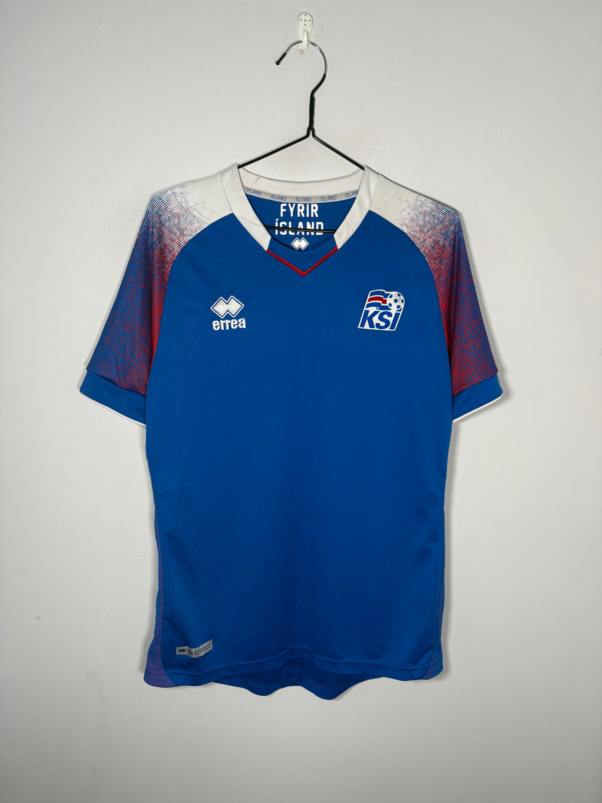 Iceland Home Shirt 2018 (L)