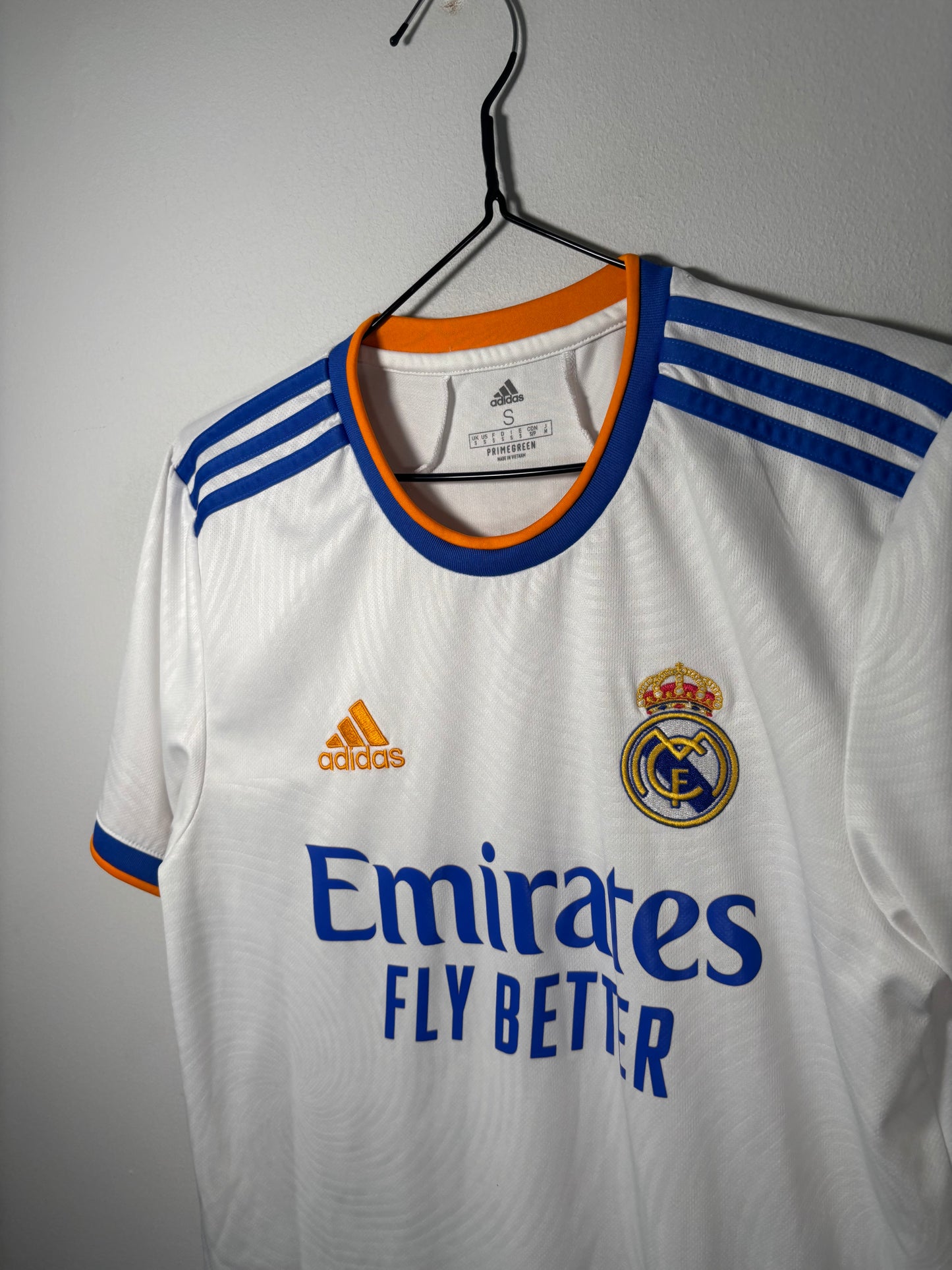 Real Madrid Home Shirt 2021/22 (S)