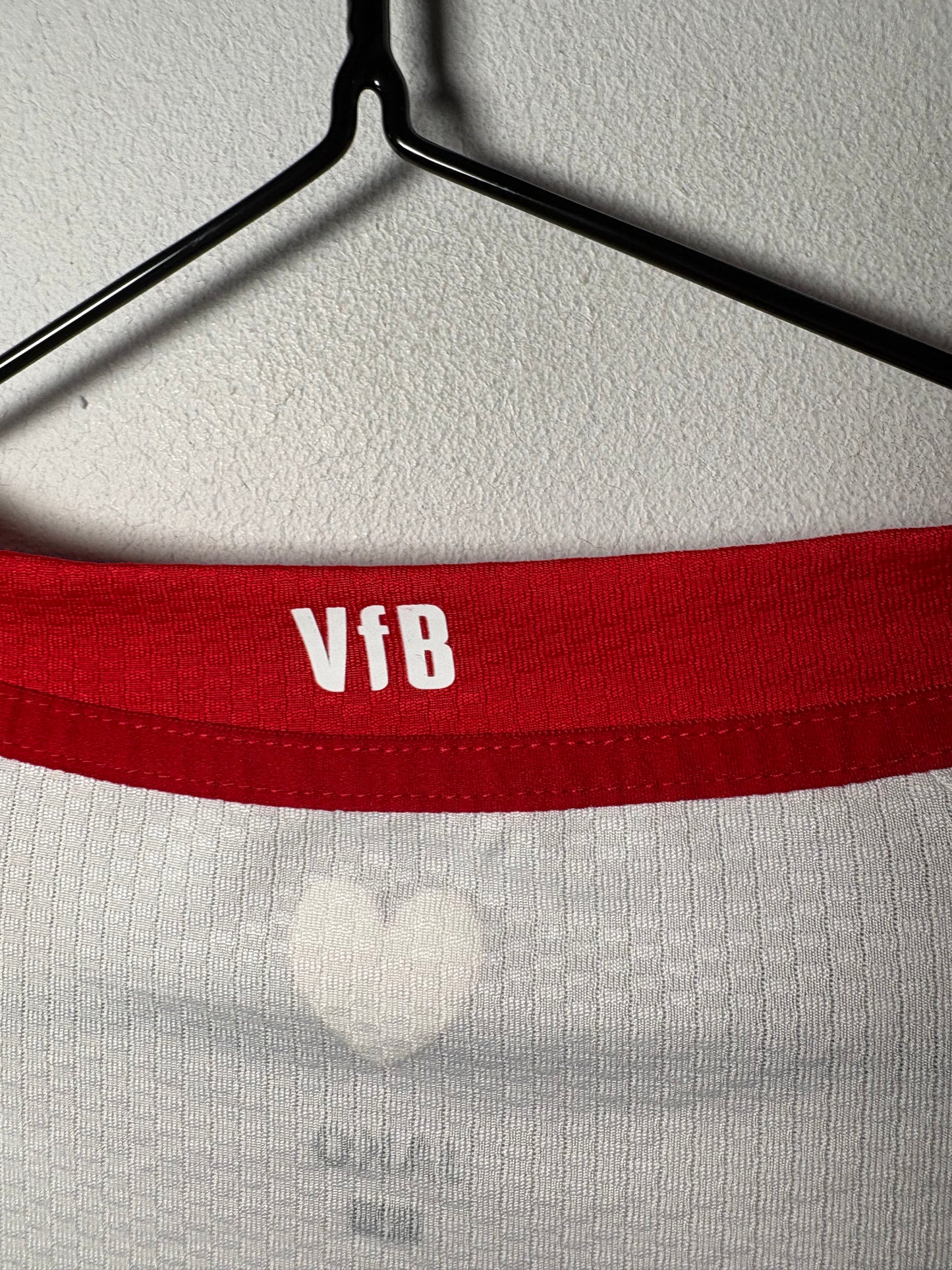 Stuttgart Home Shirt 2024/25 (L)