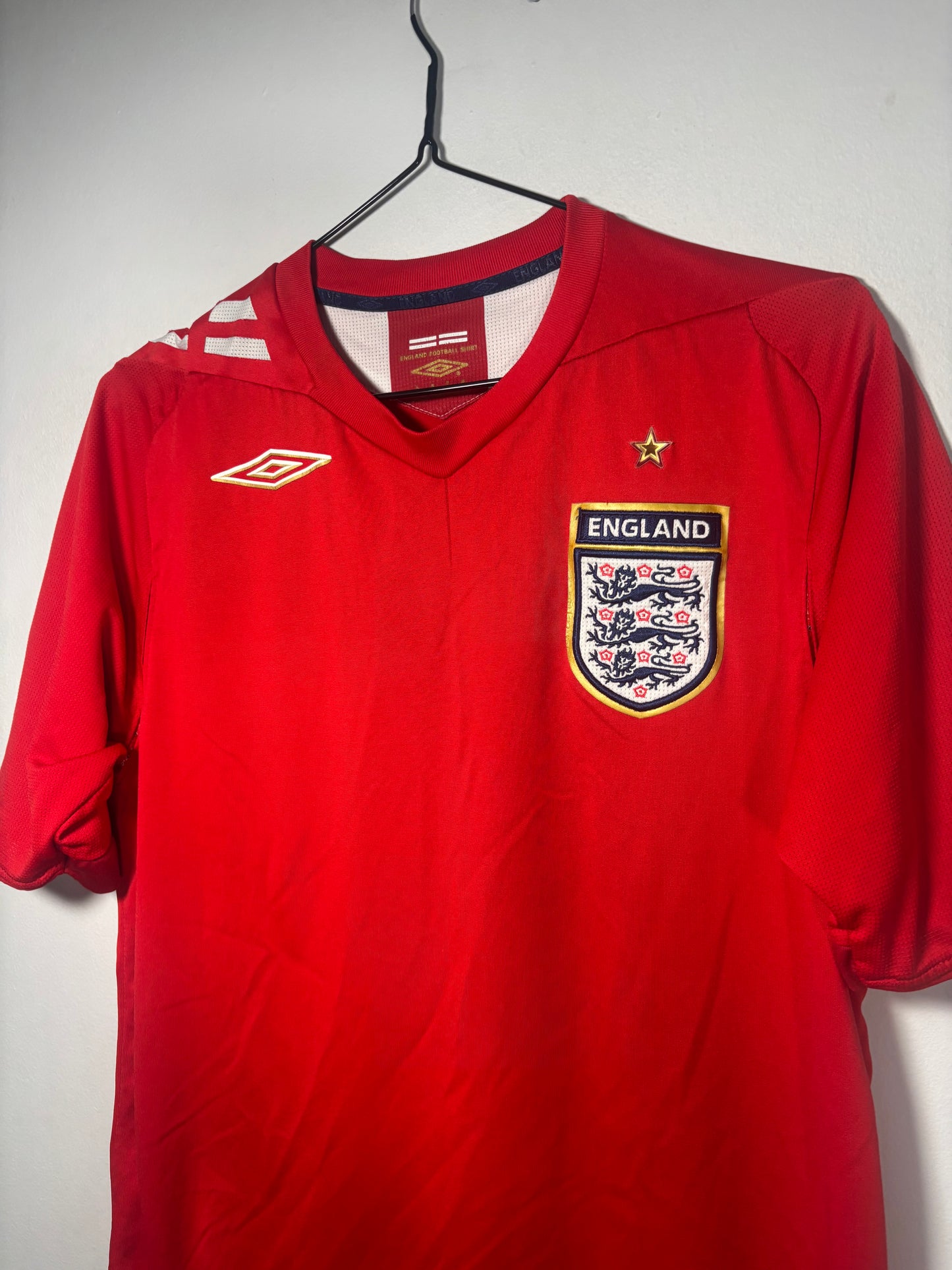 England Away Shirt 2006 (S)