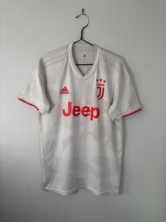 Juventus Away Shirt 2019/20 (S)