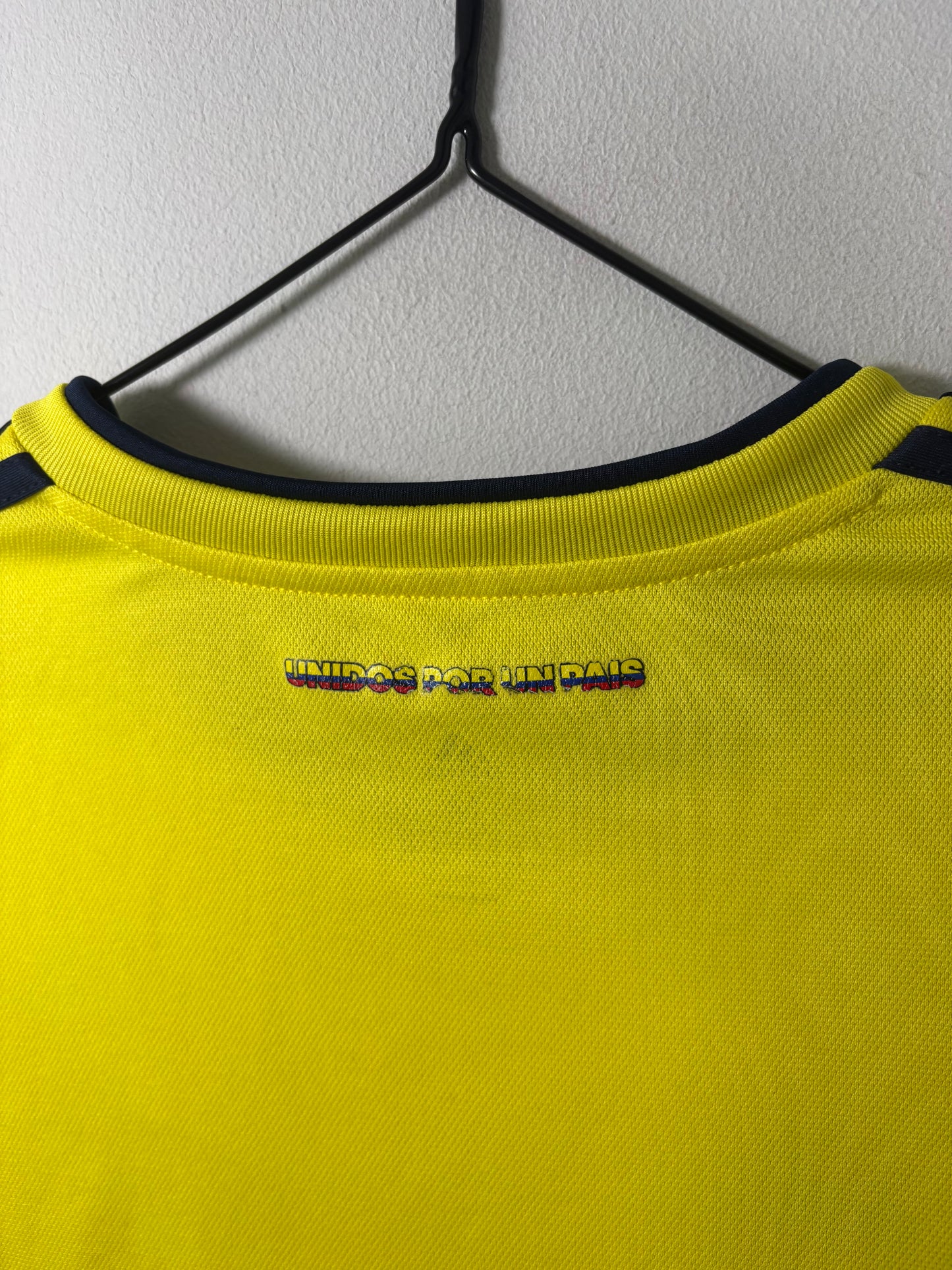 Colombia Home Shirt 2018 (M)