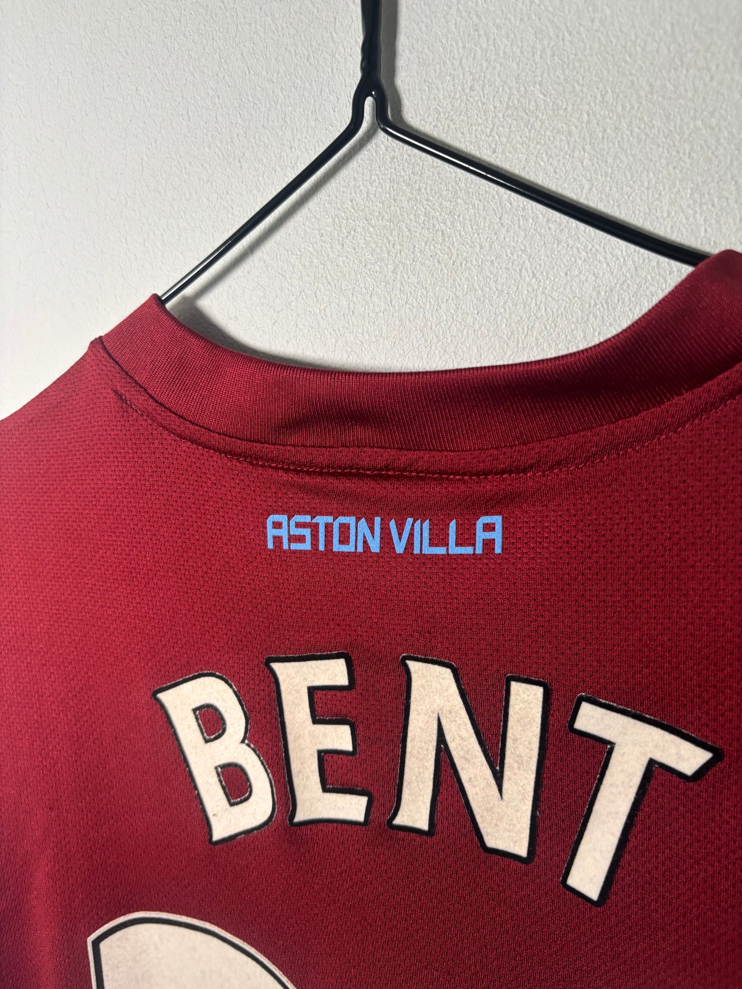 Aston Villa Home Shirt 2010/11 Darren Bent (S)