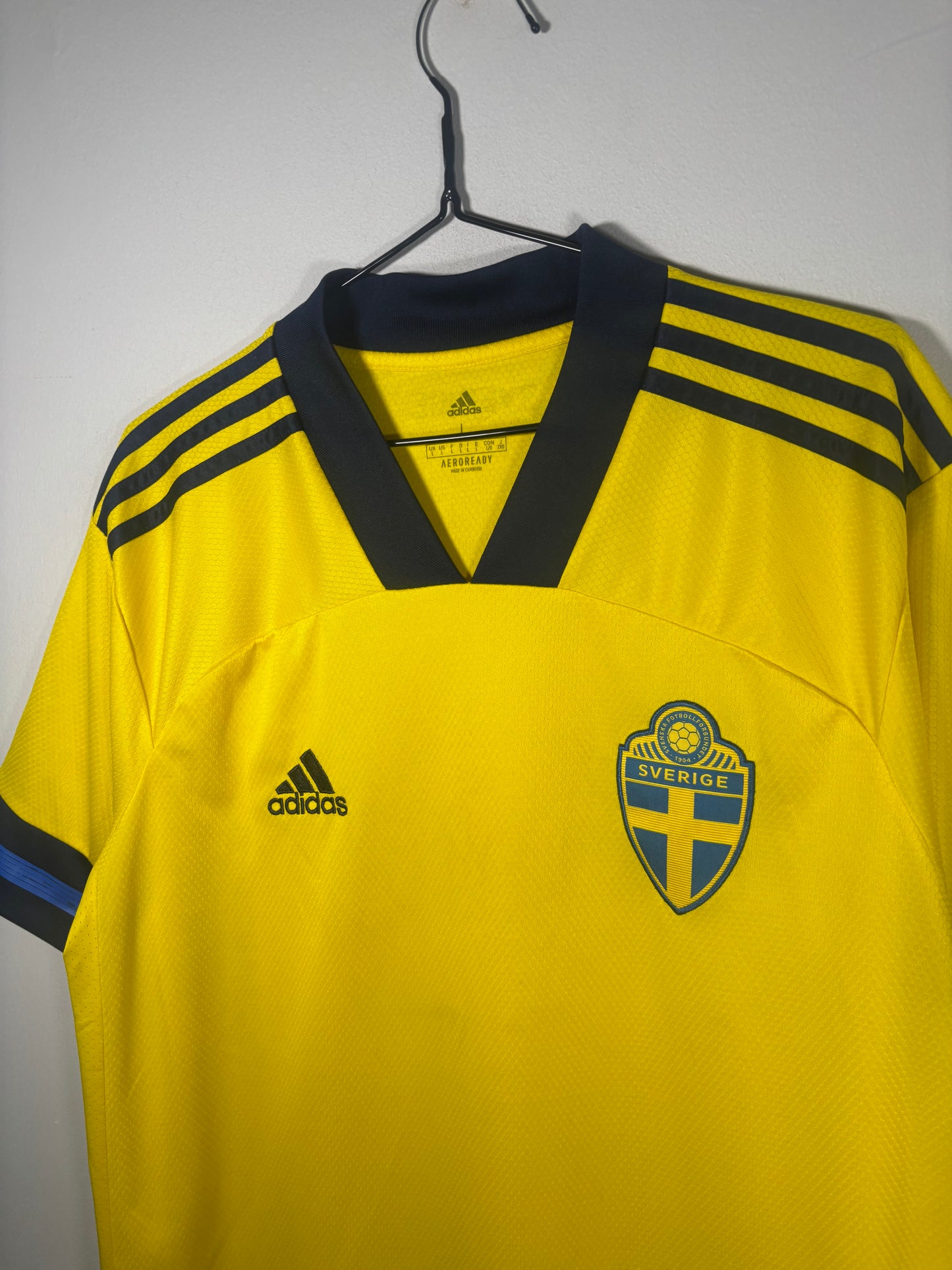 Sweden Home Shirt 2020 (L)