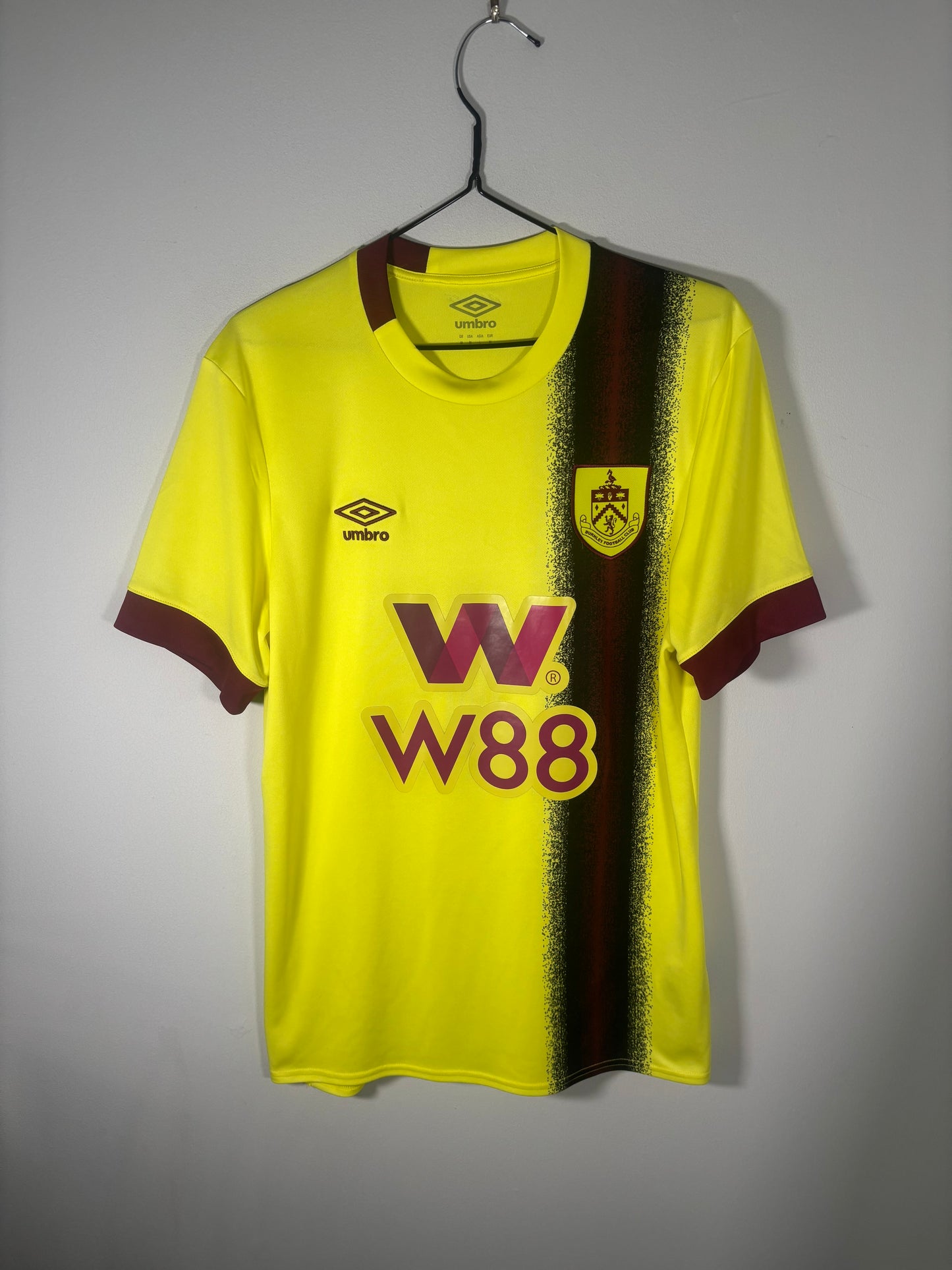 Burnley Away Shirt 2023/24 (M)