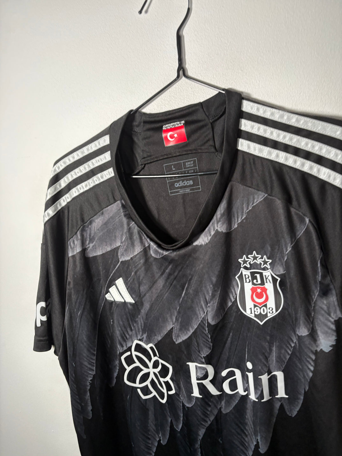 Besiktas Away Shirt 2023/24 (L)