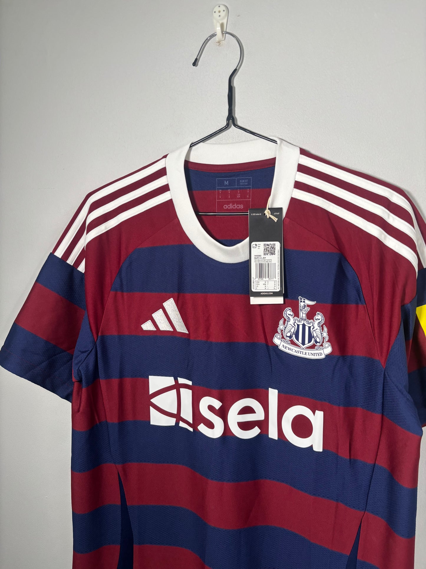Newcastle United Away BNWT Shirt 2024/25 (M)