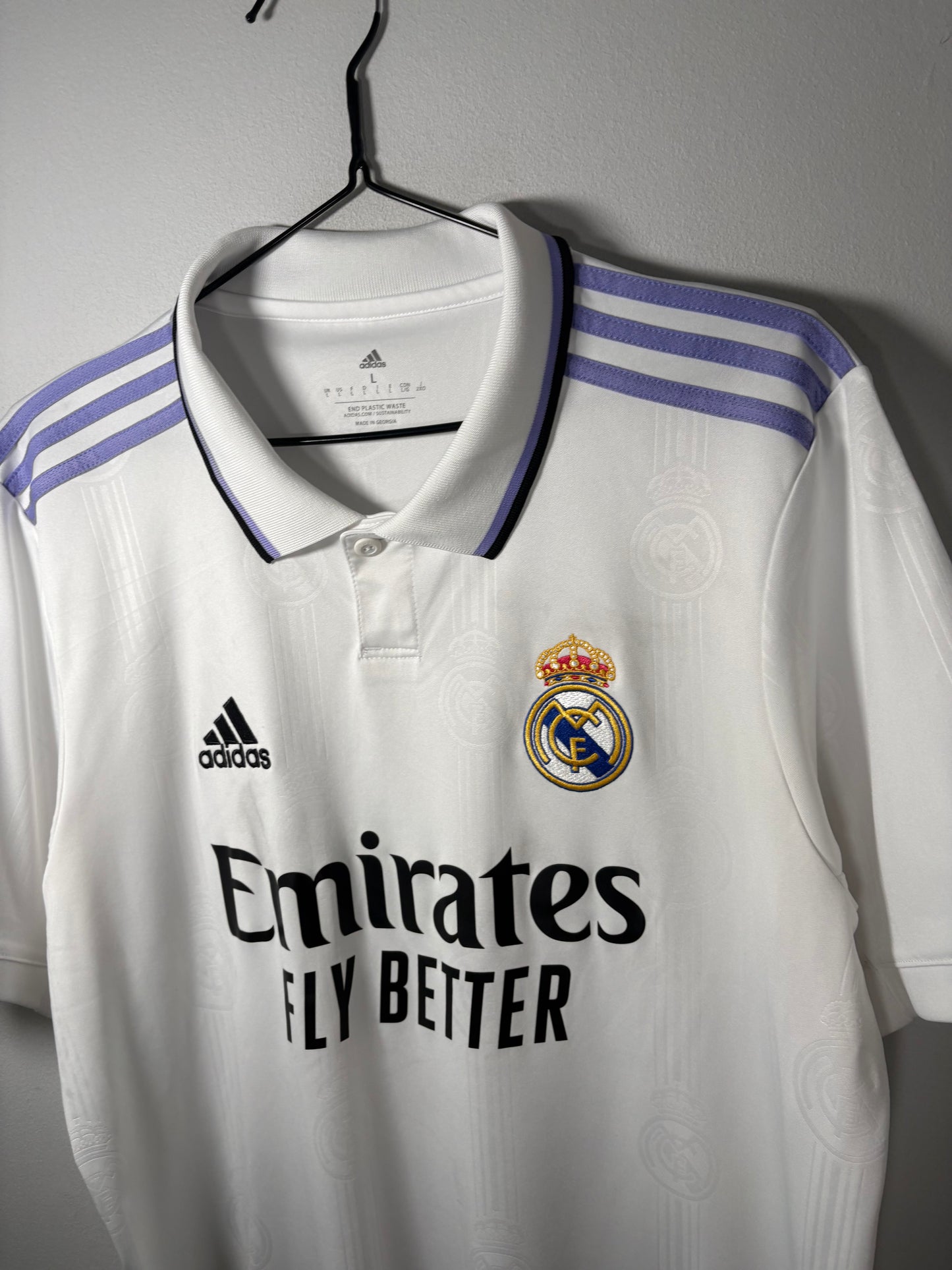 Real Madrid Home Shirt 2022/23 (L)