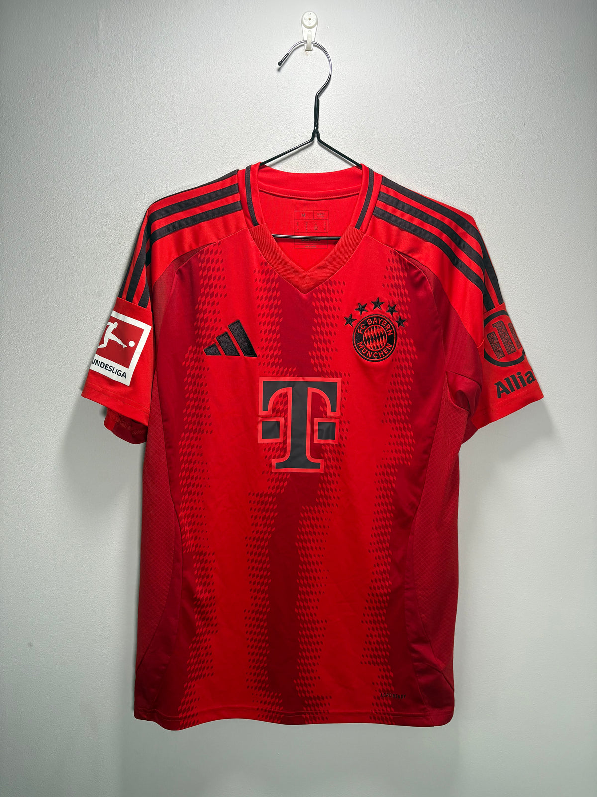 Bayern Munich Authentic Home Shirt 2024/25 Kimmich (M)