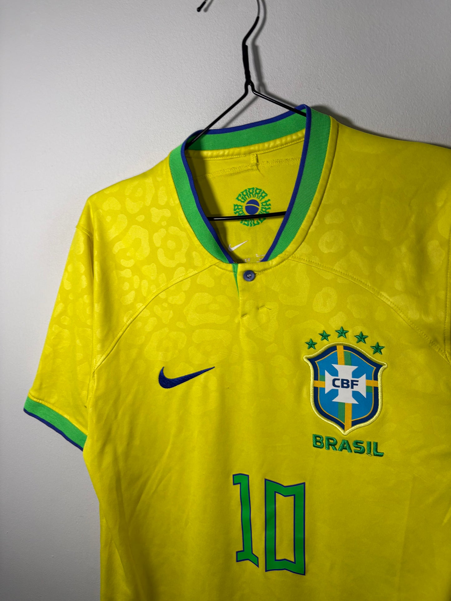 Brazil Home Shirt 2022 Neymar Jr (S)