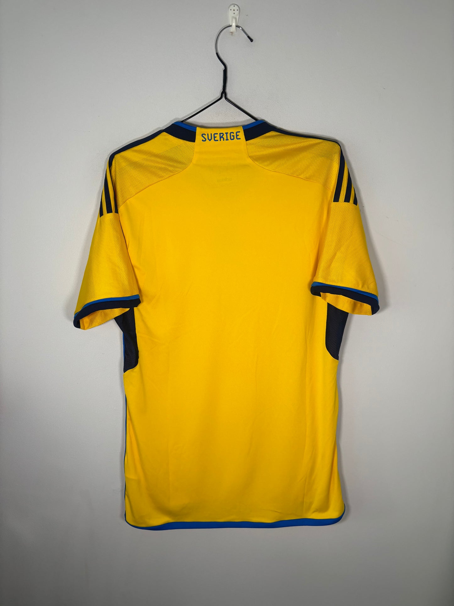 Sweden Home Shirt 2022 (M)