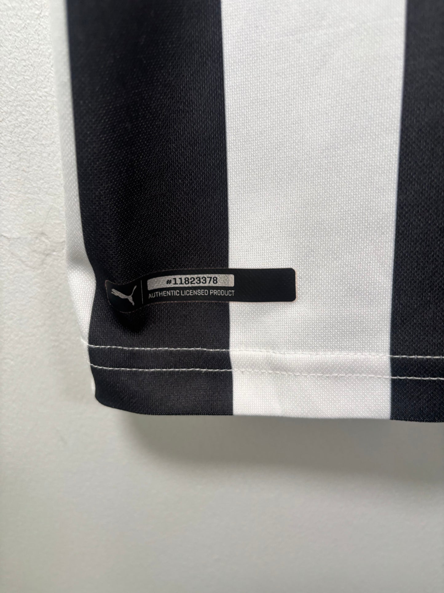 Newcastle United Home Shirt 2018/19 (L)