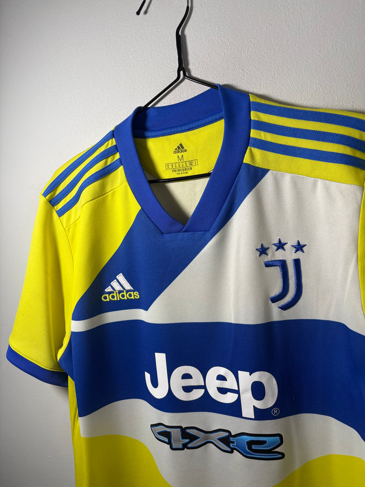 Juventus Authentic Third Shirt 2021/22 (M)