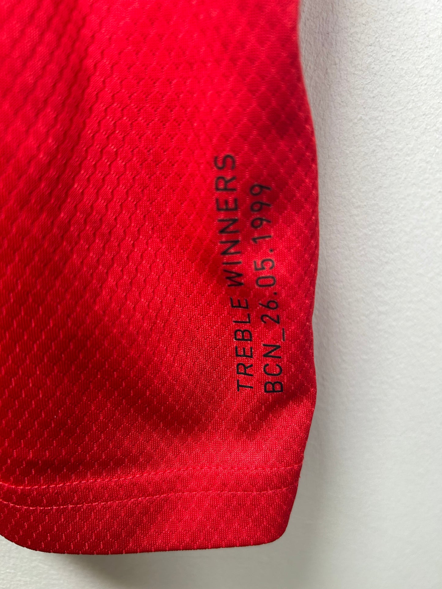 Manchester United Home Shirt 2019/20 Maguire (S)