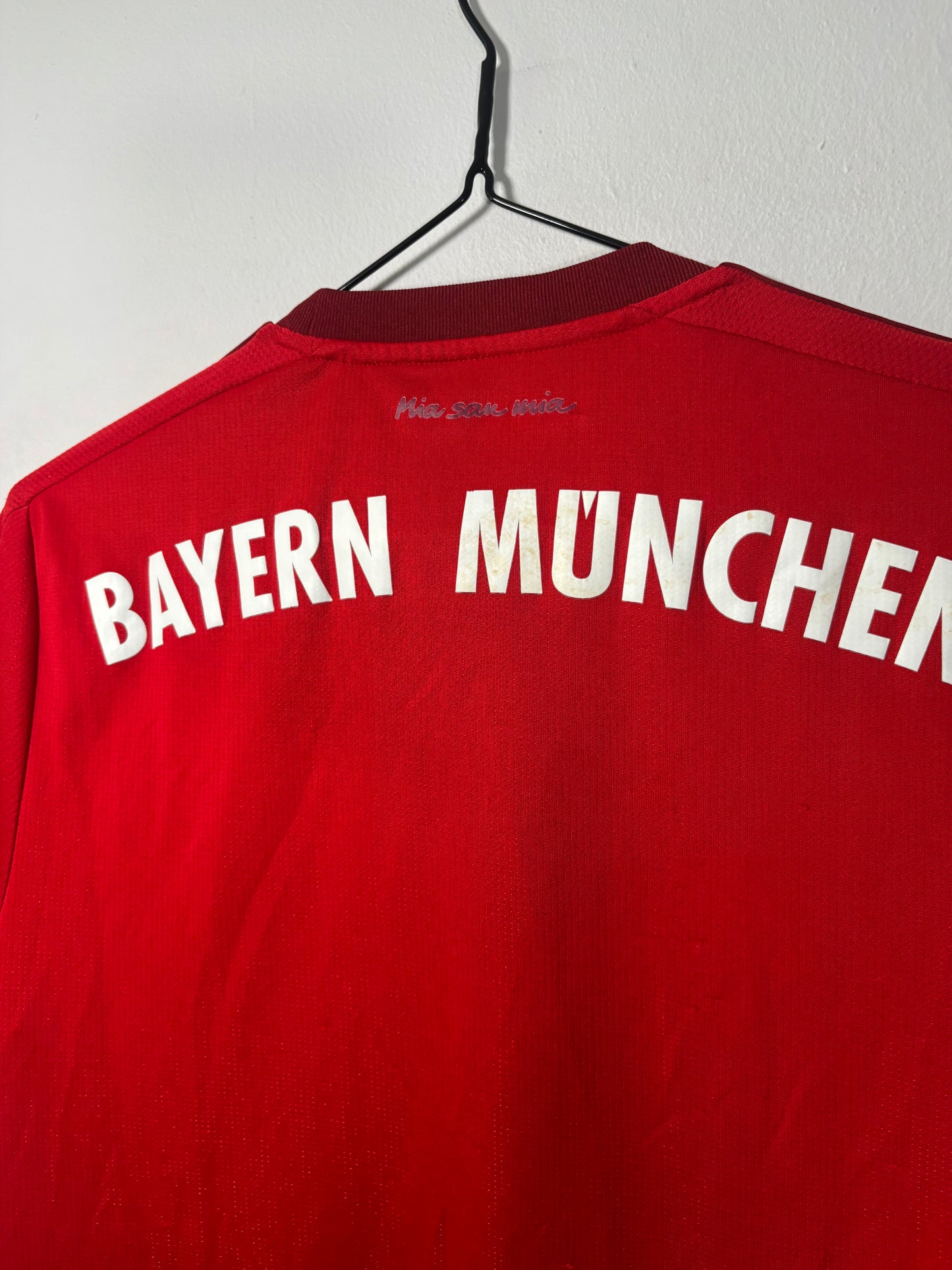 Bayern Munich Home Shirt 2015/16 (S)