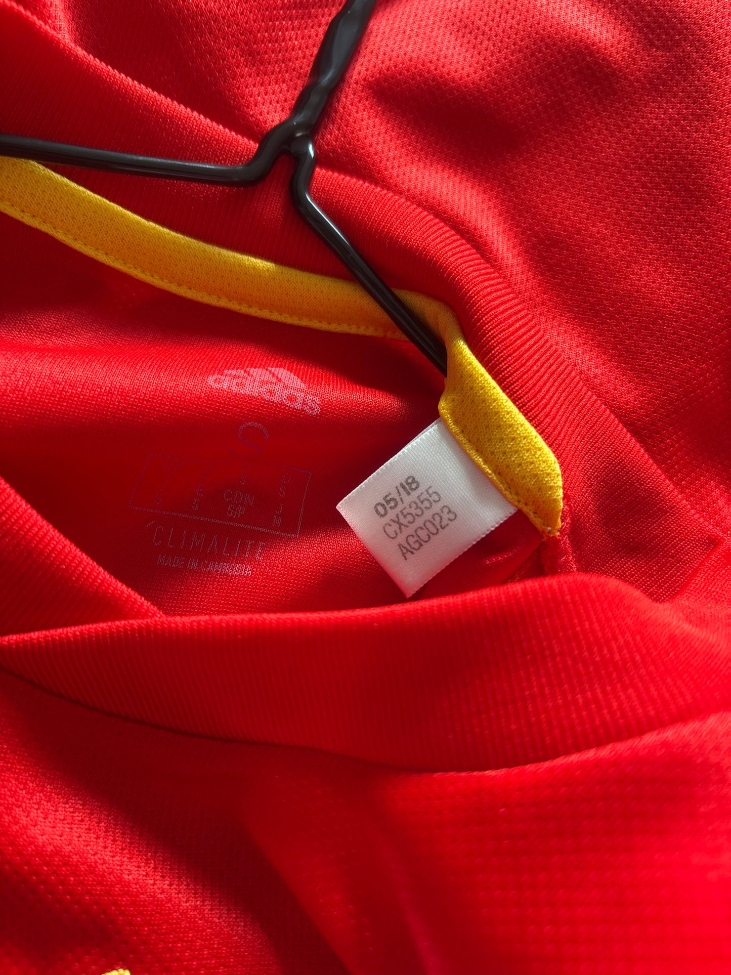 Spain Home Shirt 2018 (S)