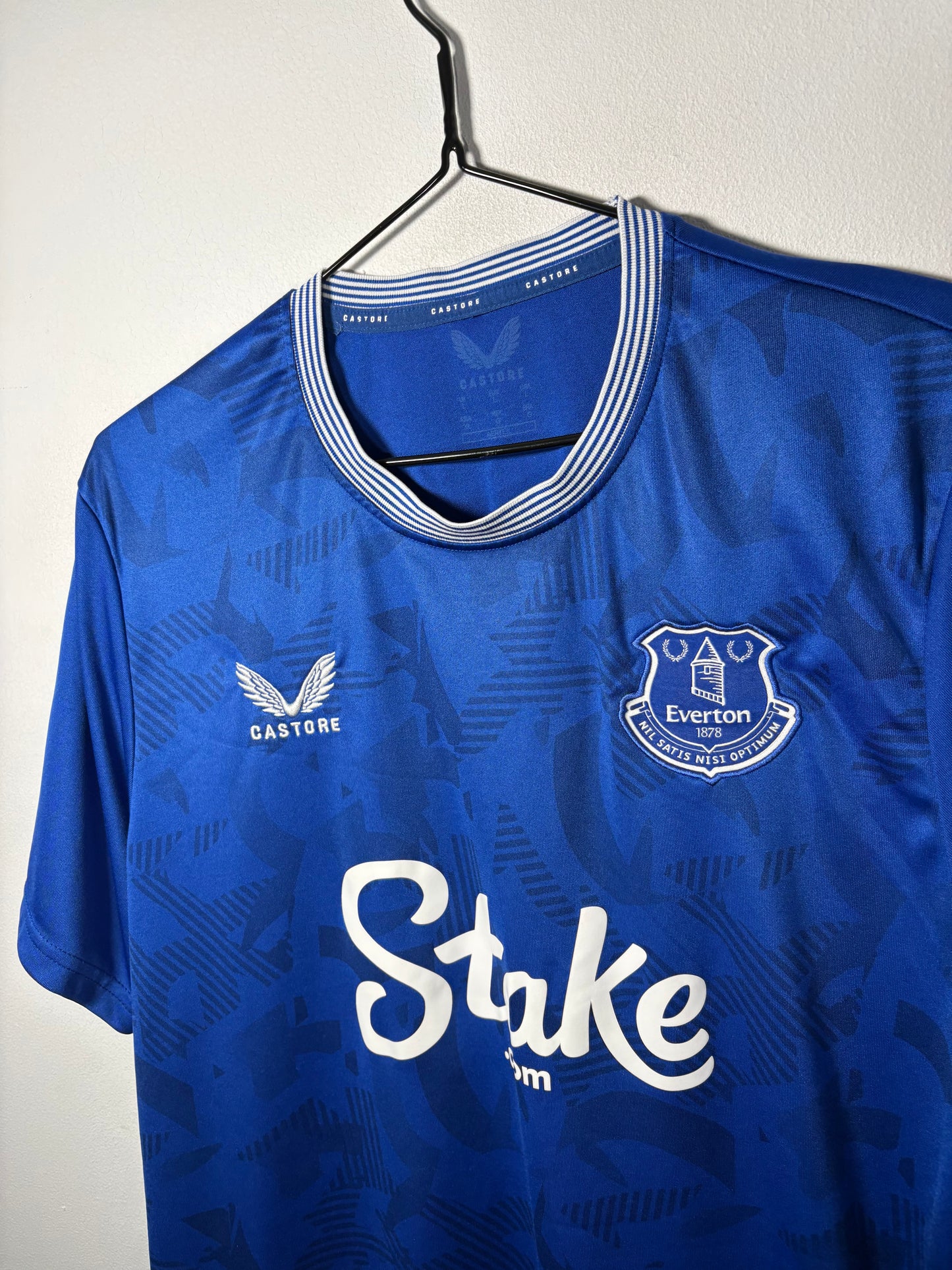 Everton Home Shirt 2024/25 LindStrøm (L)