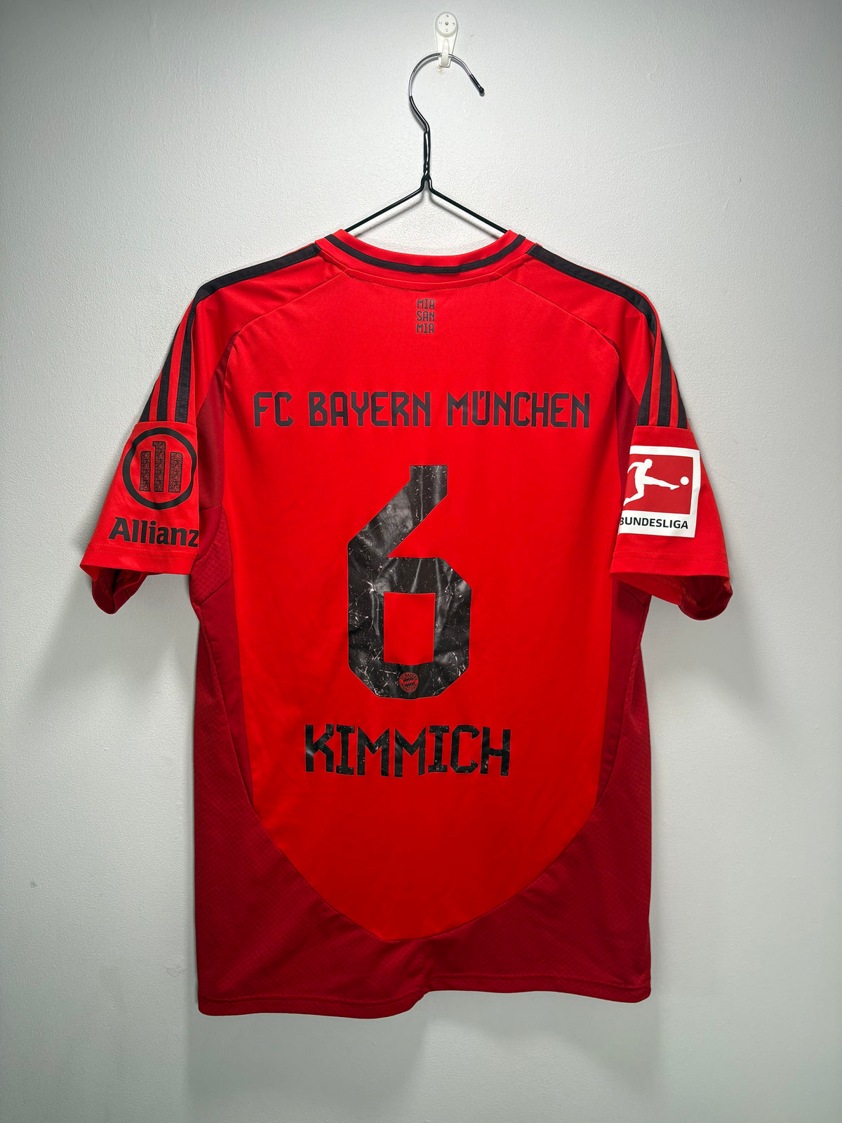 Bayern Munich Authentic Home Shirt 2024/25 Kimmich (M)
