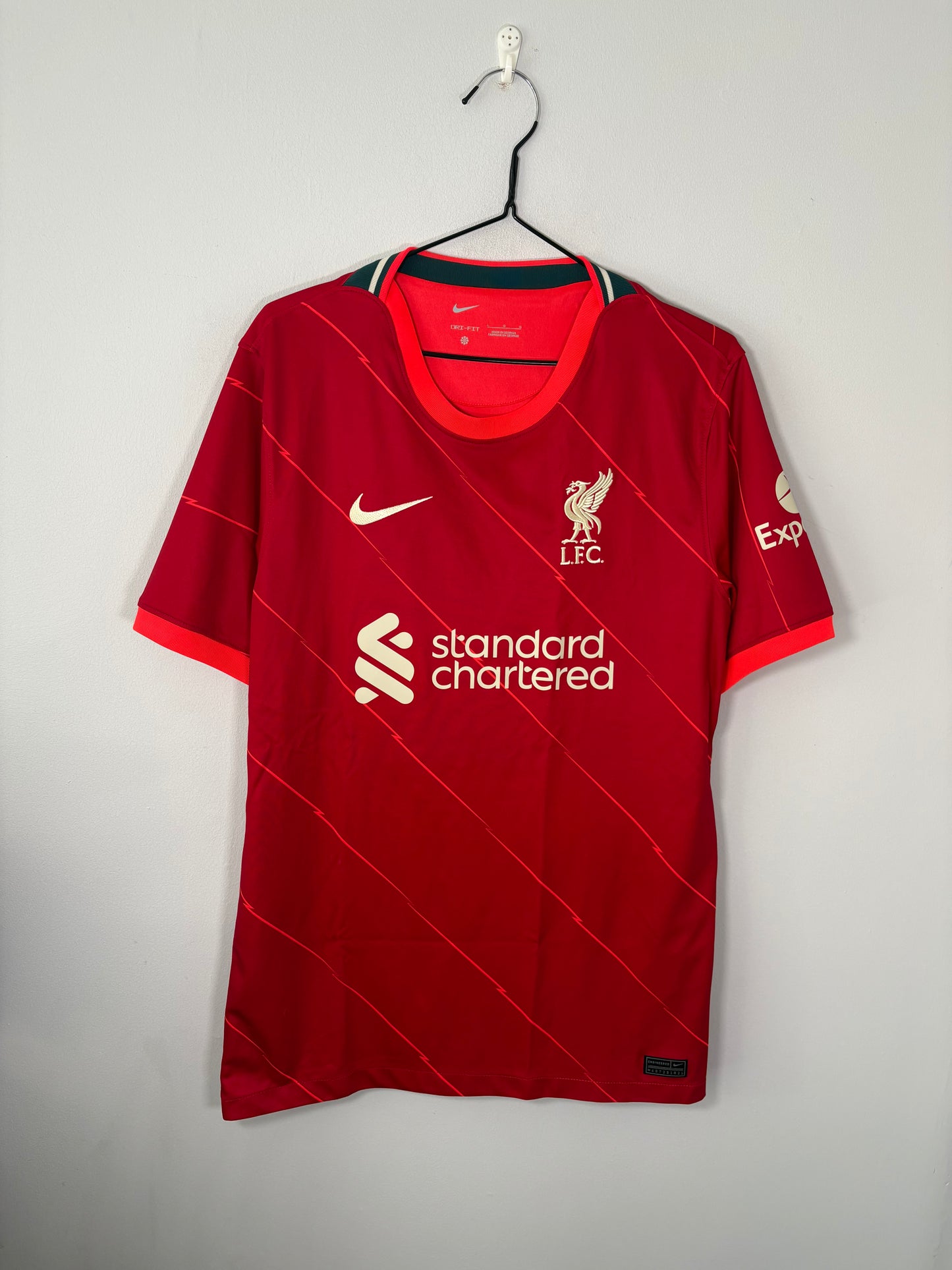 Liverpool Home Shirt 2021/22 Virgil Van Dijk (L)