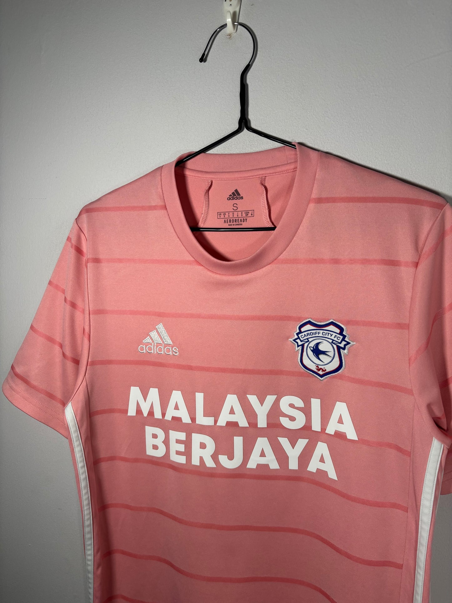 Cardiff City Away Shirt 2021/22 (S)