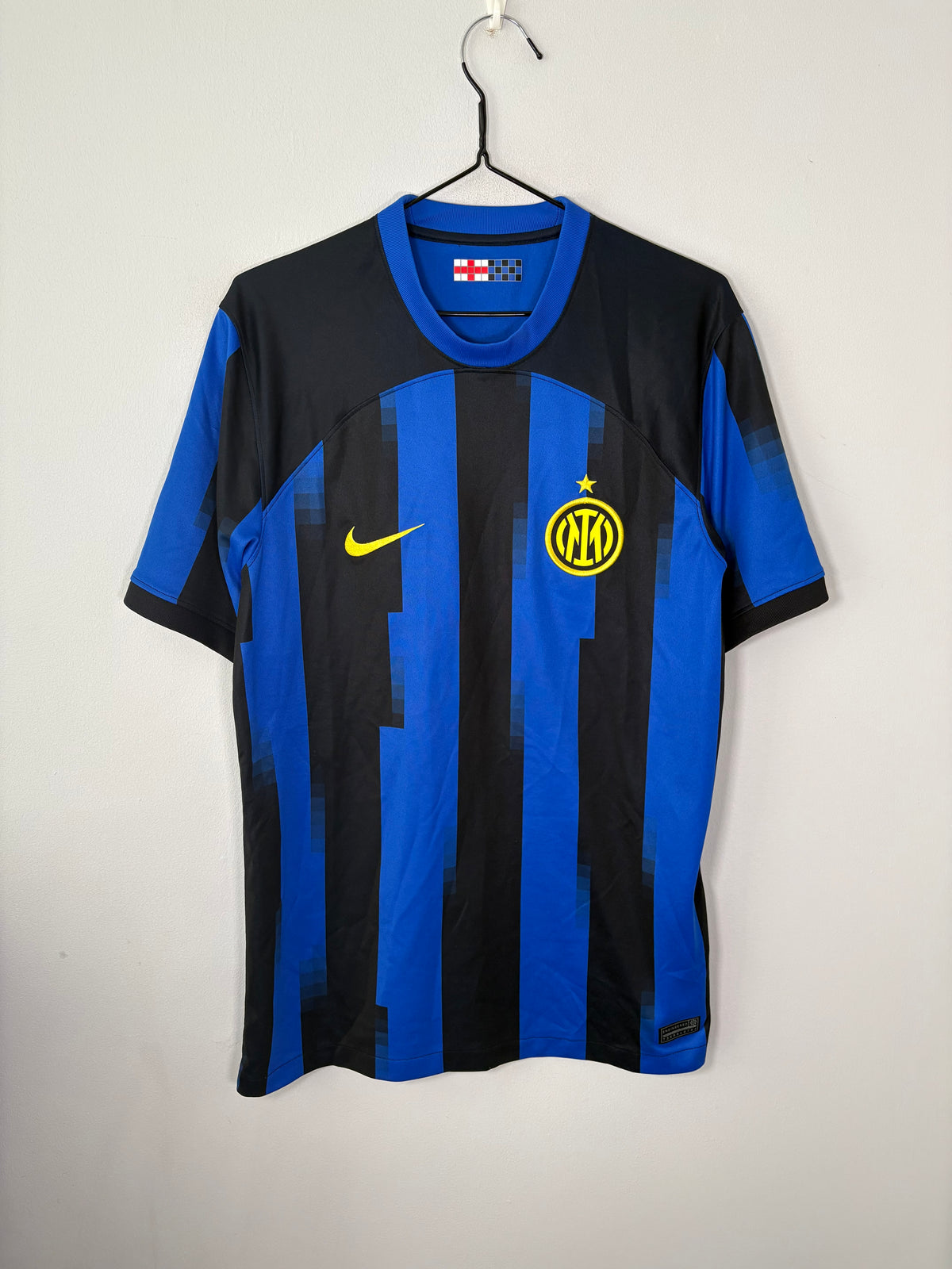 Inter Milan Home Shirt 2023/24 (M)